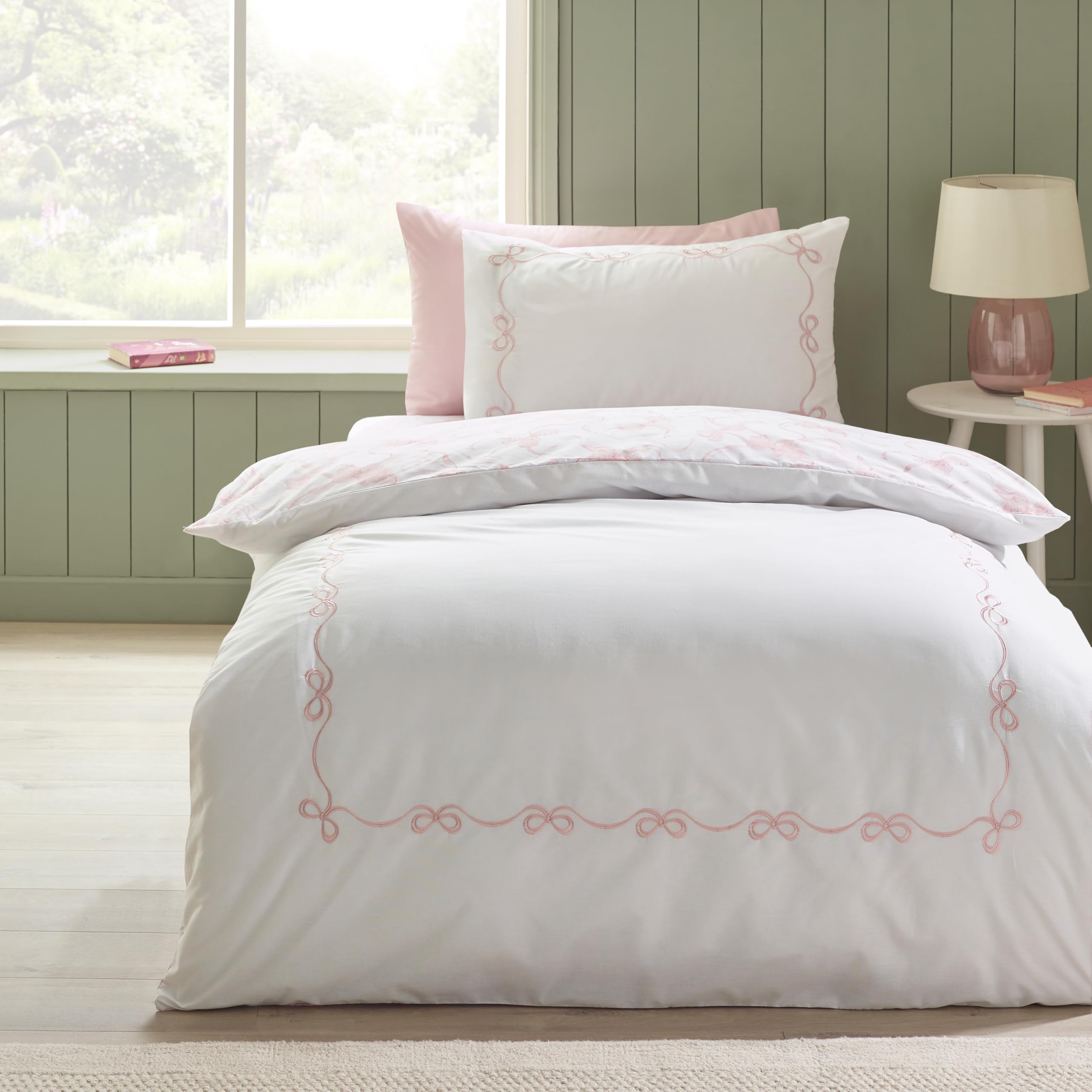 Catherine Lansfield  Bow Embroidery Duvet Cover Set - White / Pink - Single