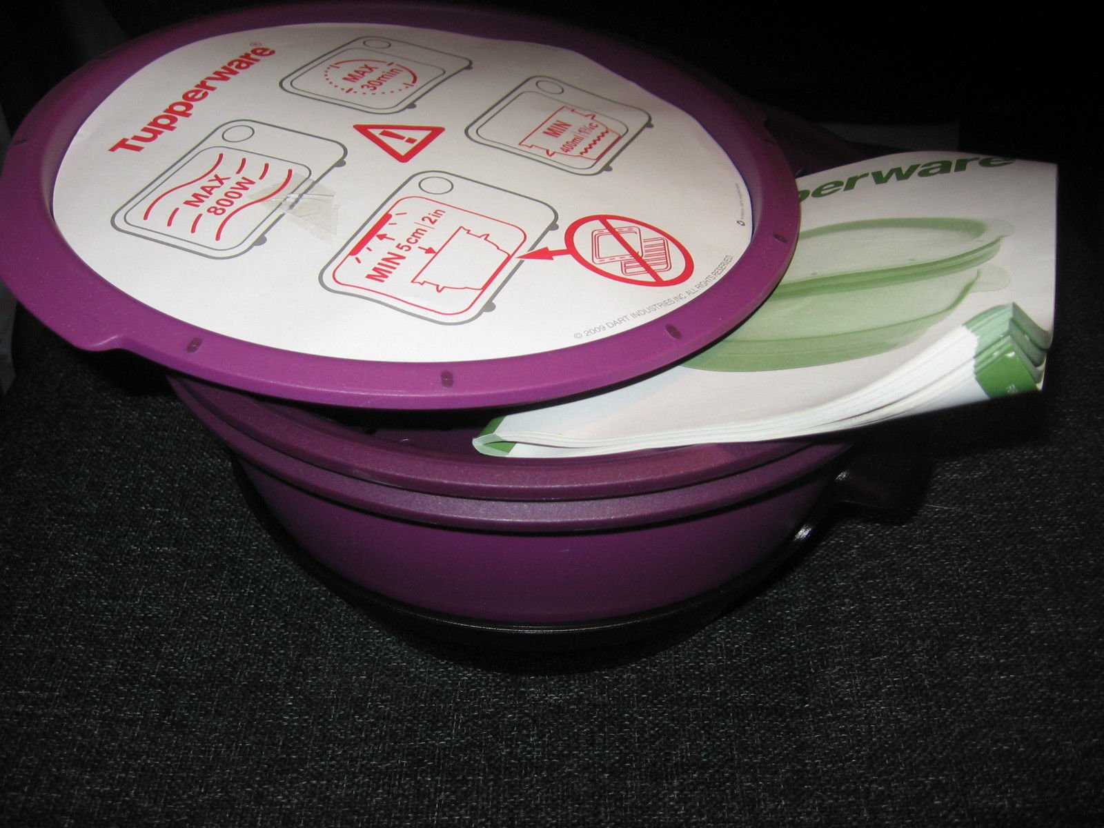 Tupperware MicroGourmet Autocuiseur vapeur pour micro-ondes 2,5 l + 0,4 l –  Violet : Amazon.fr: Cuisine et Maison