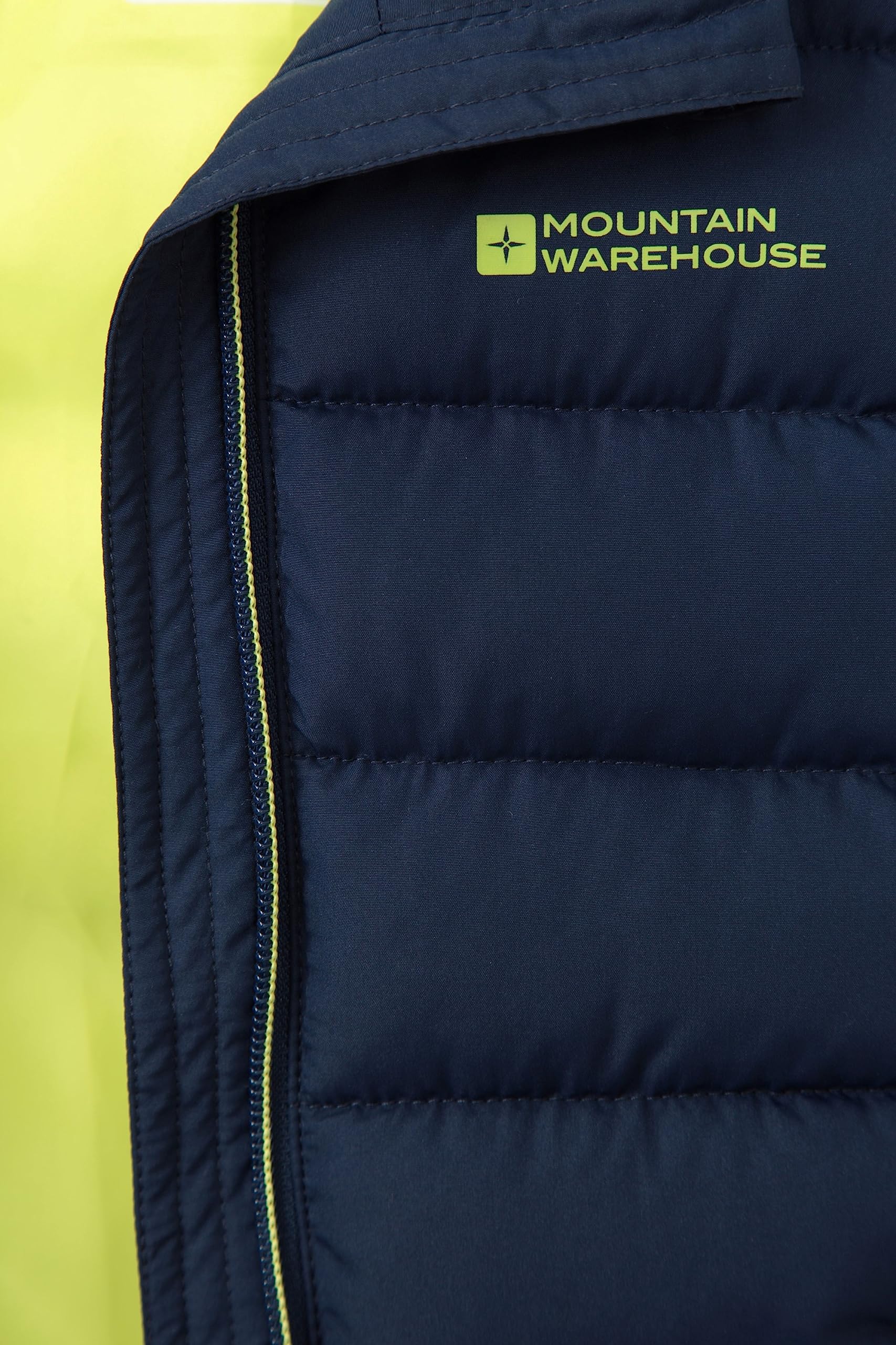 Mountain Warehouse Veste matelassée Rocko pour Enfant - Résistante à l’Eau - en Microfibre - avec 2 Poches Avant Vert 2-3 Ans