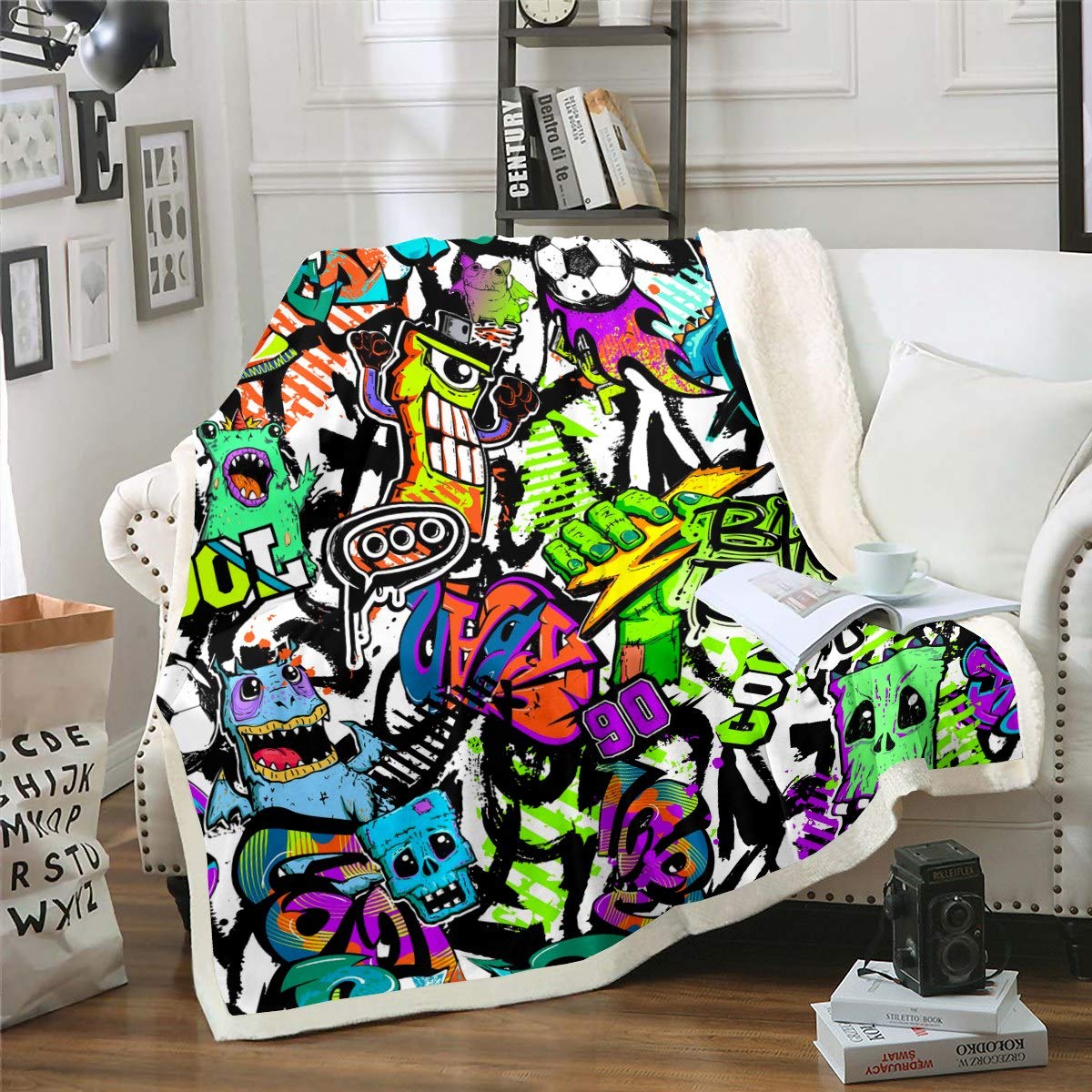 Loussiesd Hippie Graffiti Style Sherpa Blankets Hip Hop Decor Throw Blanket for Couch Sofa Travel Youth Teens Ultra Soft Graffiti Pattern Fleece Blankets Street Culture Theme Double 60"x79" — image 1
