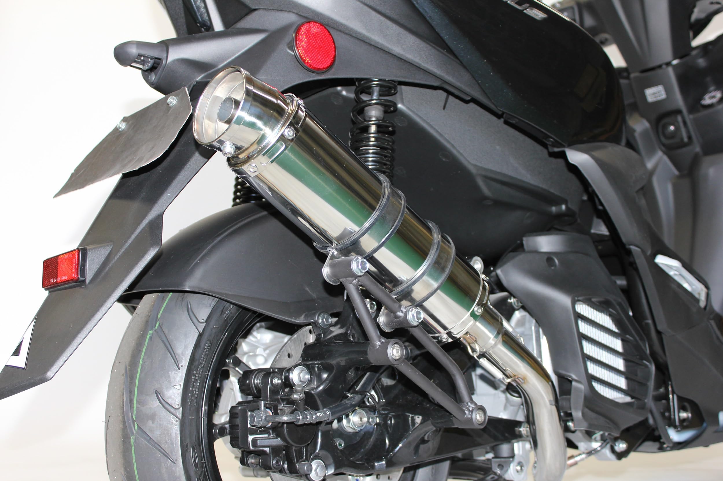 Amazon.co.jp: HMS シグナス グリファス バイクマフラー 8BJ-SEJ4J  