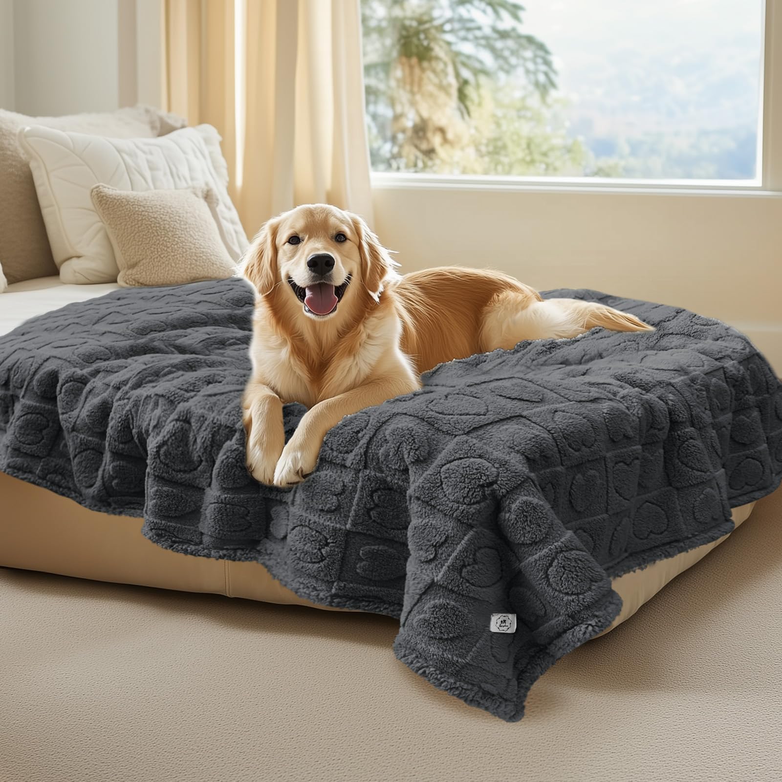 Luciphia Waterproof Dog Blanket for Medium Large Dogs Washable Bed Couch Protector Soft Fluffy 3D Heart Jacquard Pet Blanket with Sherpa Fleece Cozy