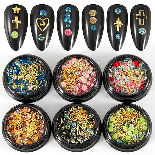 SILPECWEE 6 cajas de diamantes de imitación y dijes para uñas, cadena dorada, dijes de arte de uñas, gemas de uñas 3D, diamantes de cristal, cuentas