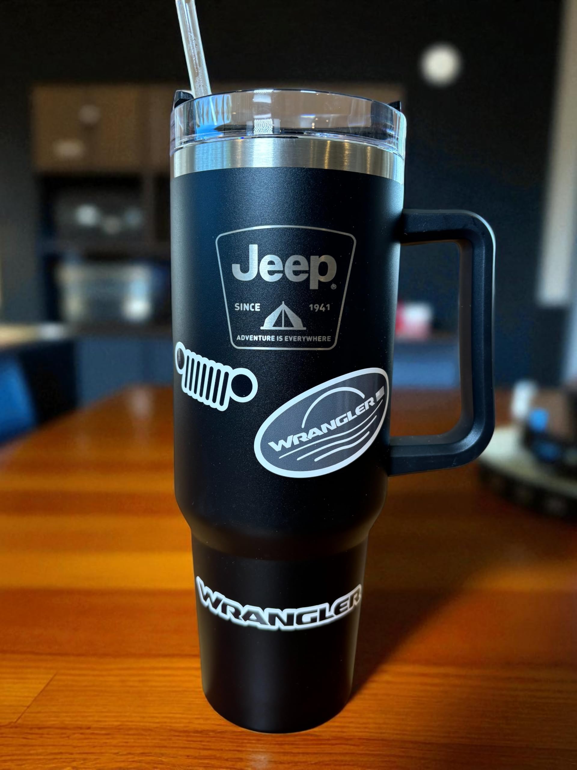 Jeep Wrangler - Foglio di 12 adesivi in vinile resistente, 15,2 x 20,3 cm, resistente alle intemperie, resistente ai raggi UV, facile da staccare, grafica fuoristrada