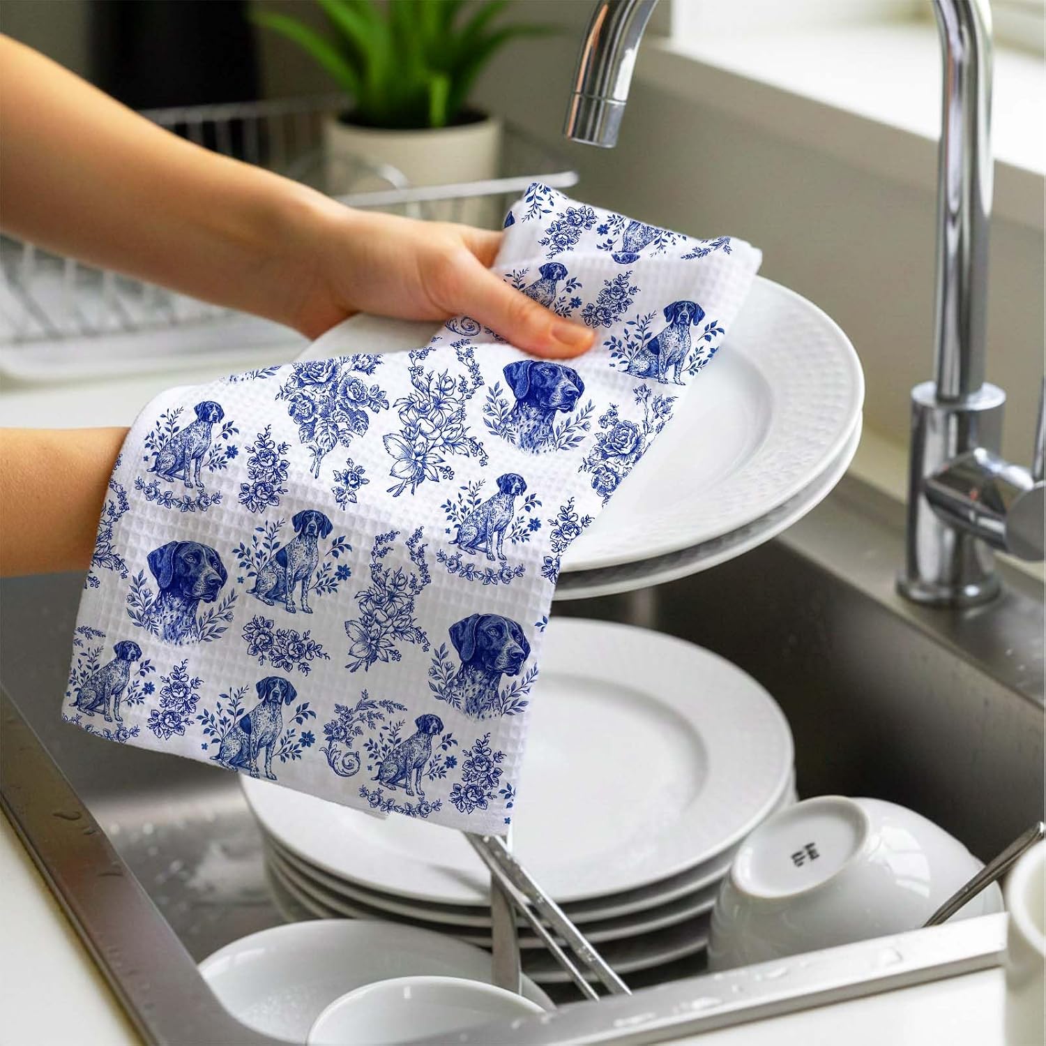 German Shorthaired Pointer Kitchen Towel Set of 2, Blue and White Chinoiserie Dog Floral, Dish & Hand Towels for Dog Lovers, Unique Hunting Dog Gift, 16x24 Inches