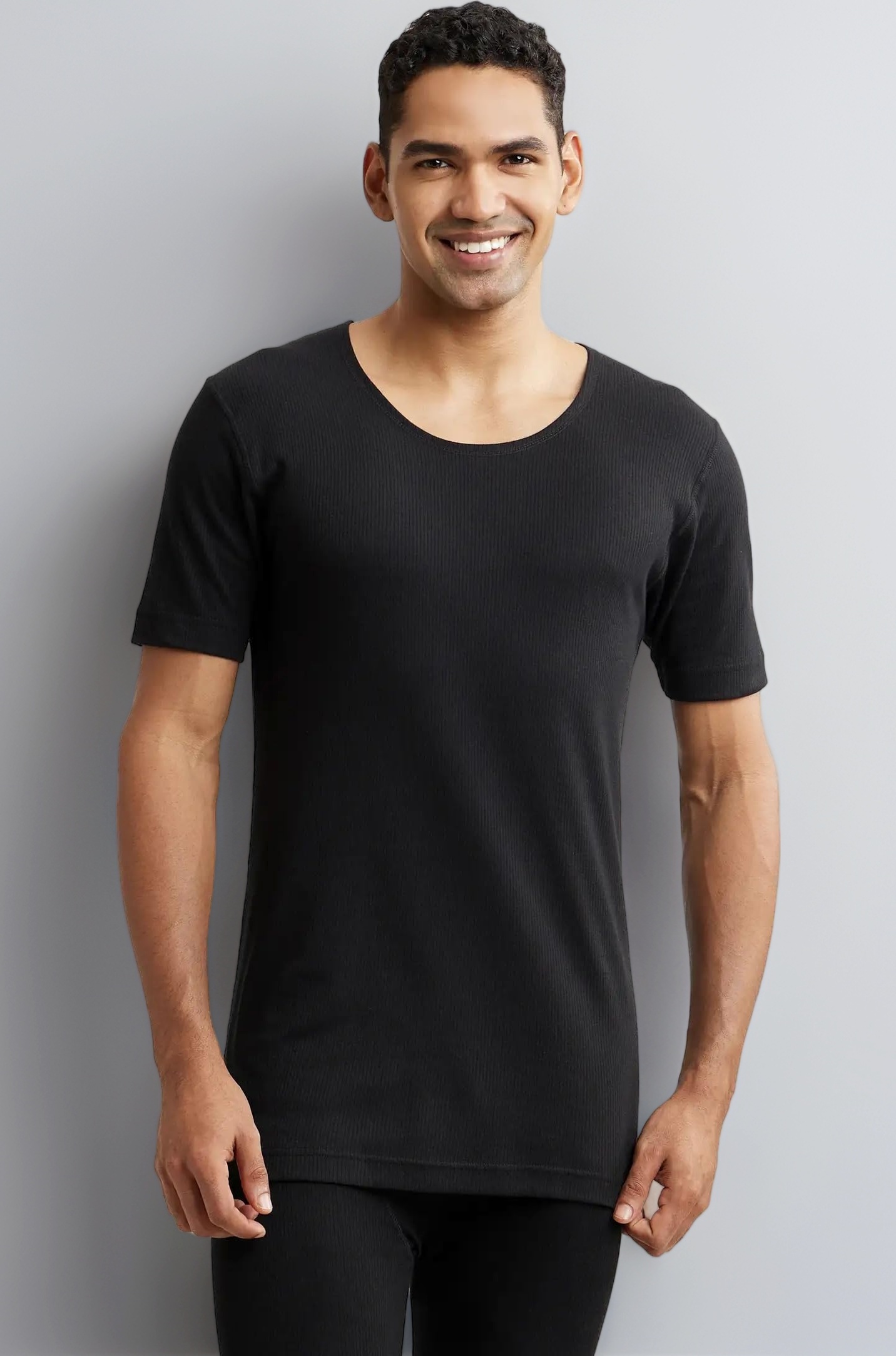 Jockey Men's Super Combed Cotton Rich Fabric Half Sleeved Thermal Undershirt with StayWarm Technology