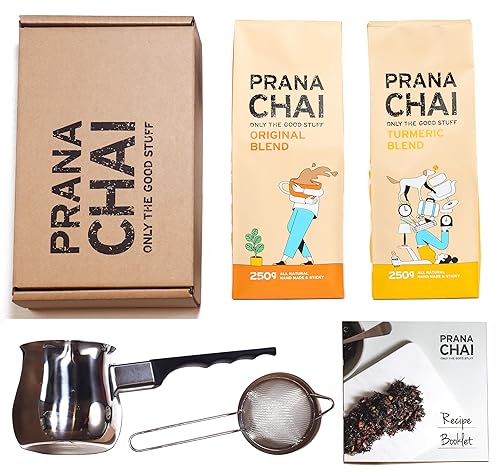 Prana Chai Paquete de 2 bolsas de iniciación Chai Lovers que incluye tetera chai, colador de malla fina y 2 bolsas de mezcla masala totalmente