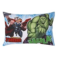 Vista 8 de Marvel The Avengers I Am A Hero Blue, Green, Red, and Yellow 2 Piece Toddler Sheet Set - Fitted Bottom Sheet, and Pillowcase La casa de muñecas