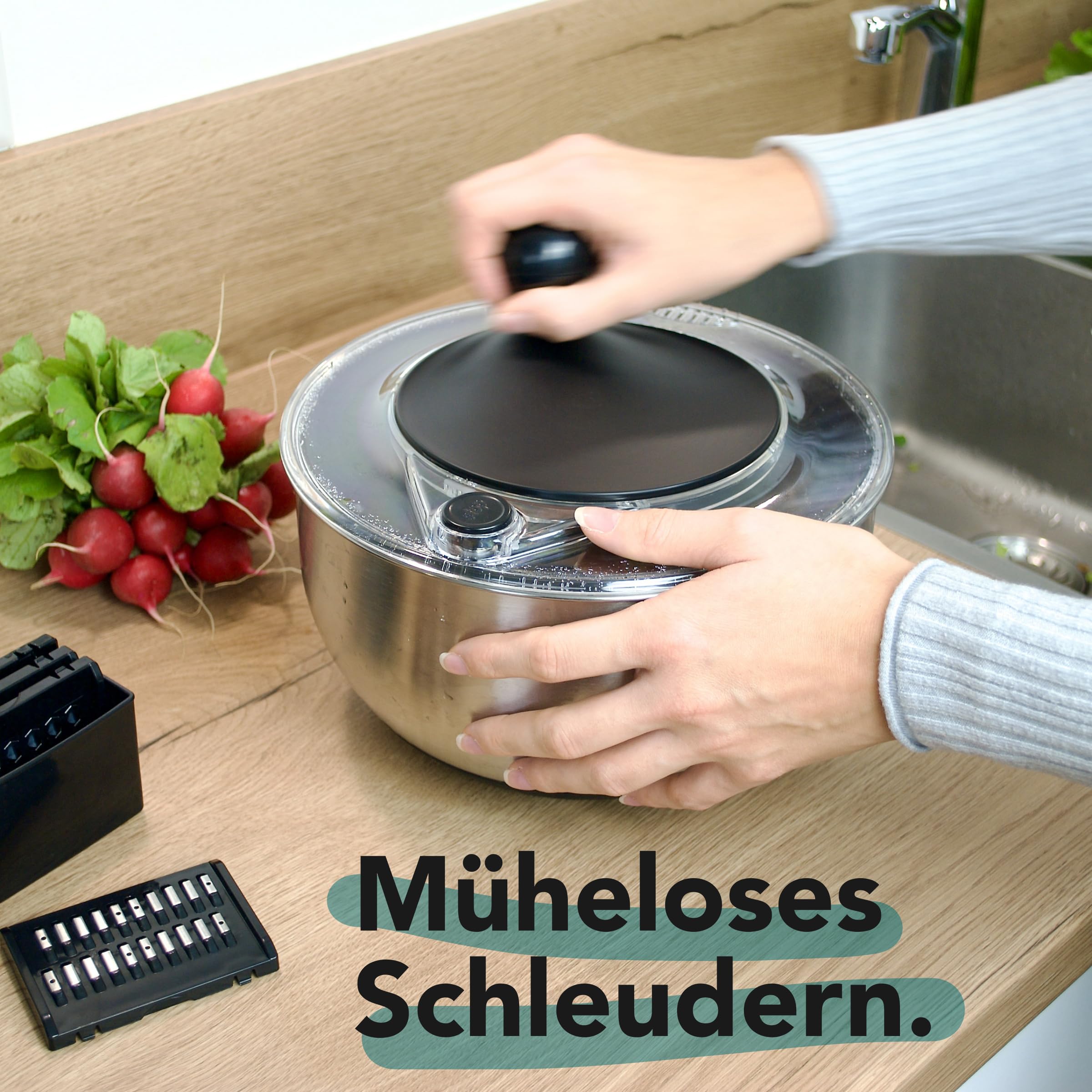 Cookery Salatschleuder aus Edelstahl (4,5l) + Gemüsehobel mit 5 Klingen | einfaches Salatschleudern durch rutschfesten Boden und Kurbelantrieb