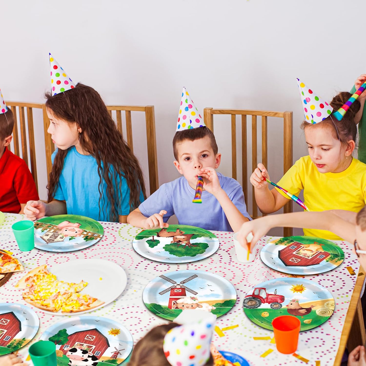 60Pcs Farm Animal Plates 7” Farmhouse Barnyard Large Disposable Paper Plates Farm Zoo Birthday Party Decorations Supplies for Kids Boys Girls Dessert Cake Tableware Dinnerware Baby Shower Party Favors - Image 7