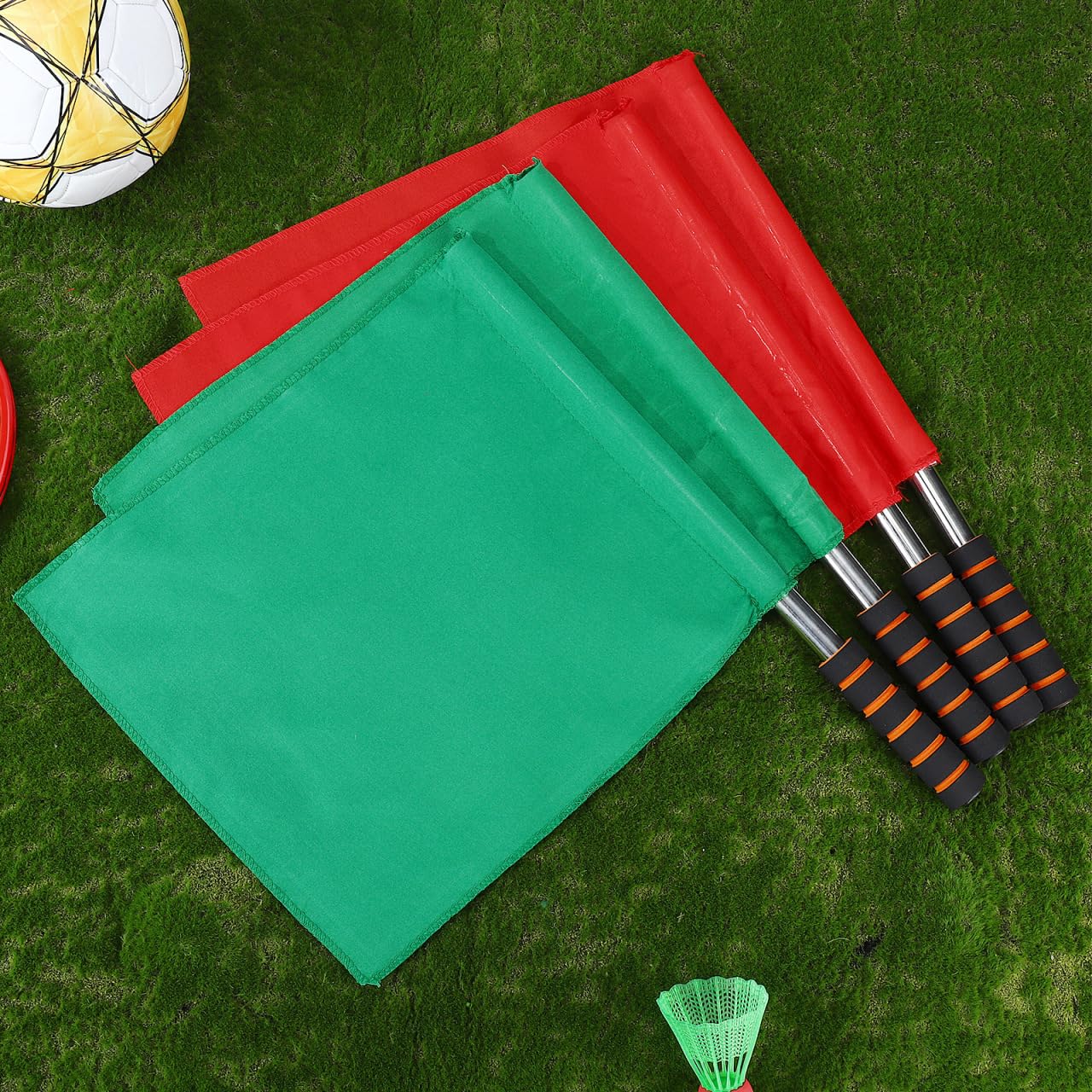 SUPVOX 4 banderas de árbitro con postes de mano, banderas de señal pequeñas para partidos de fútbol, banderas de juez de línea deportiva, rojo y verde