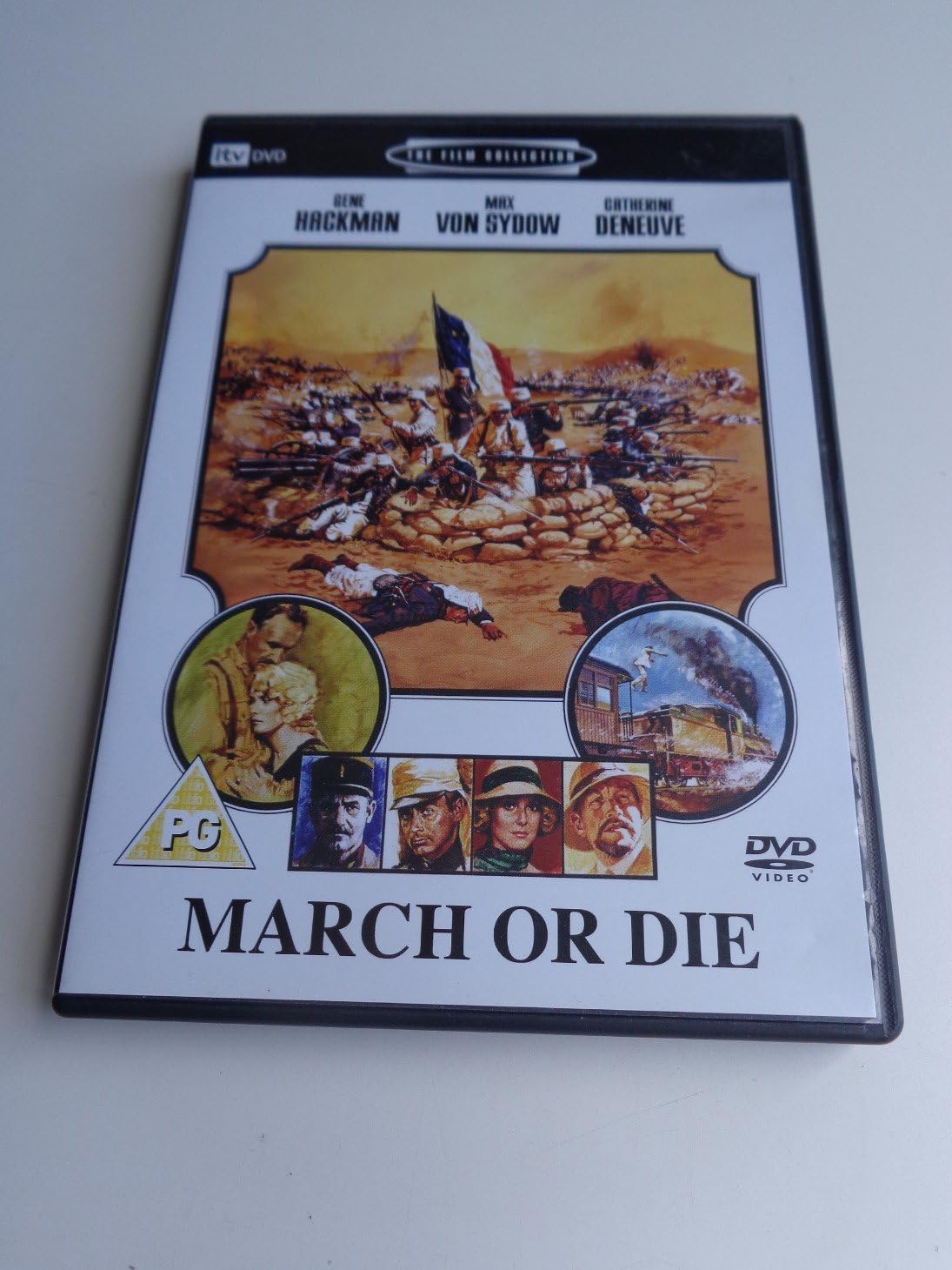 Amazon.co.jp March or Die [Import anglais] Dick Richards, Terence
