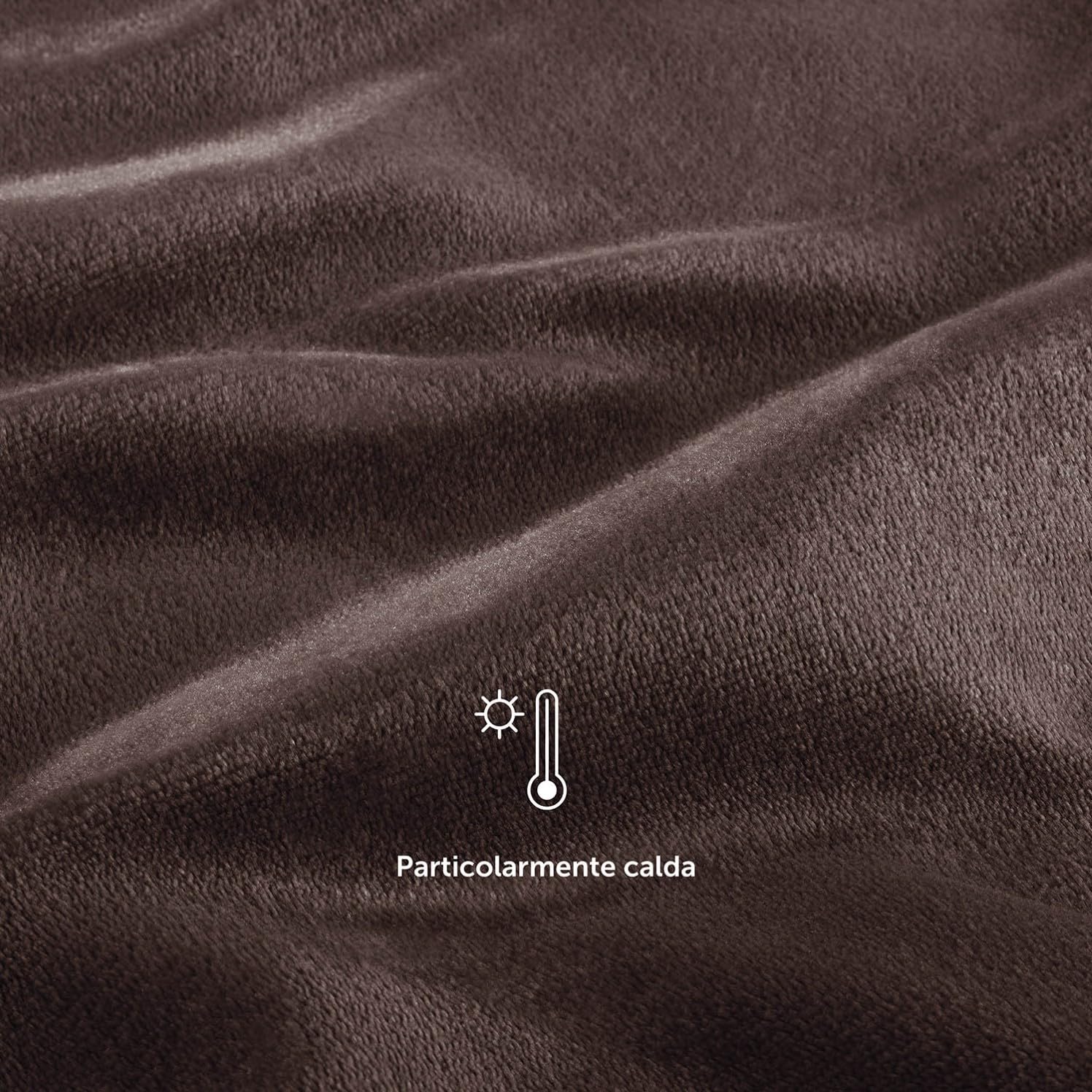 Blumtal Coperta Pile 130x150cm - Coperta Plaid divano super morbida - Coperta Divano certificata OKEO-Tex - coperta per divano - coperta invernale - coperta morbida - plaid singolo pile - in marrone