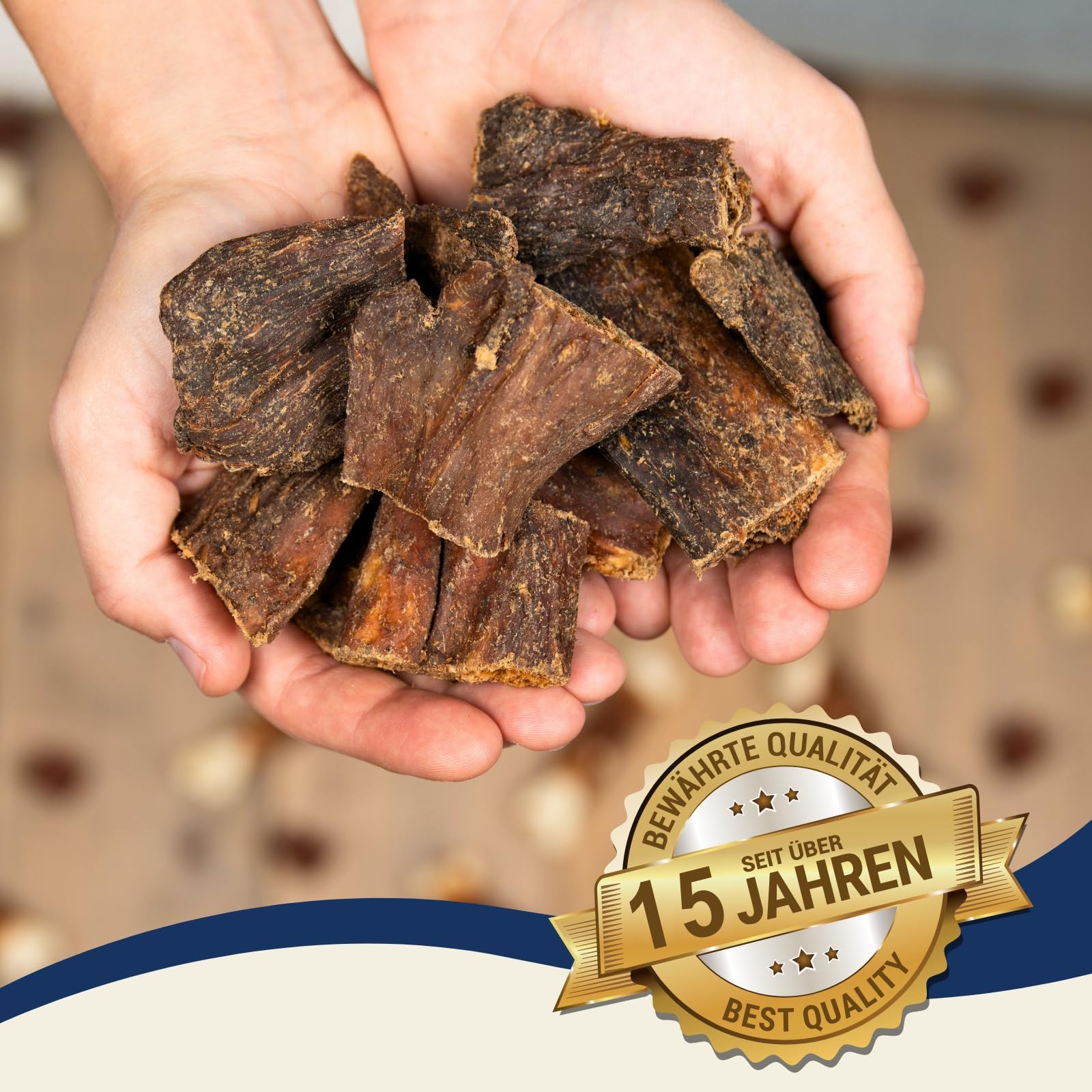 Lyra Pet® 5 kg Rinderleber getrocknet in 30 L Tonne Kausnack für Hunde Rind | Proteinhaltiges Leckerli - Reich an Vitaminen & Mineralien - Naturbelassene Belohnung - Aromatisch & gut verträglich