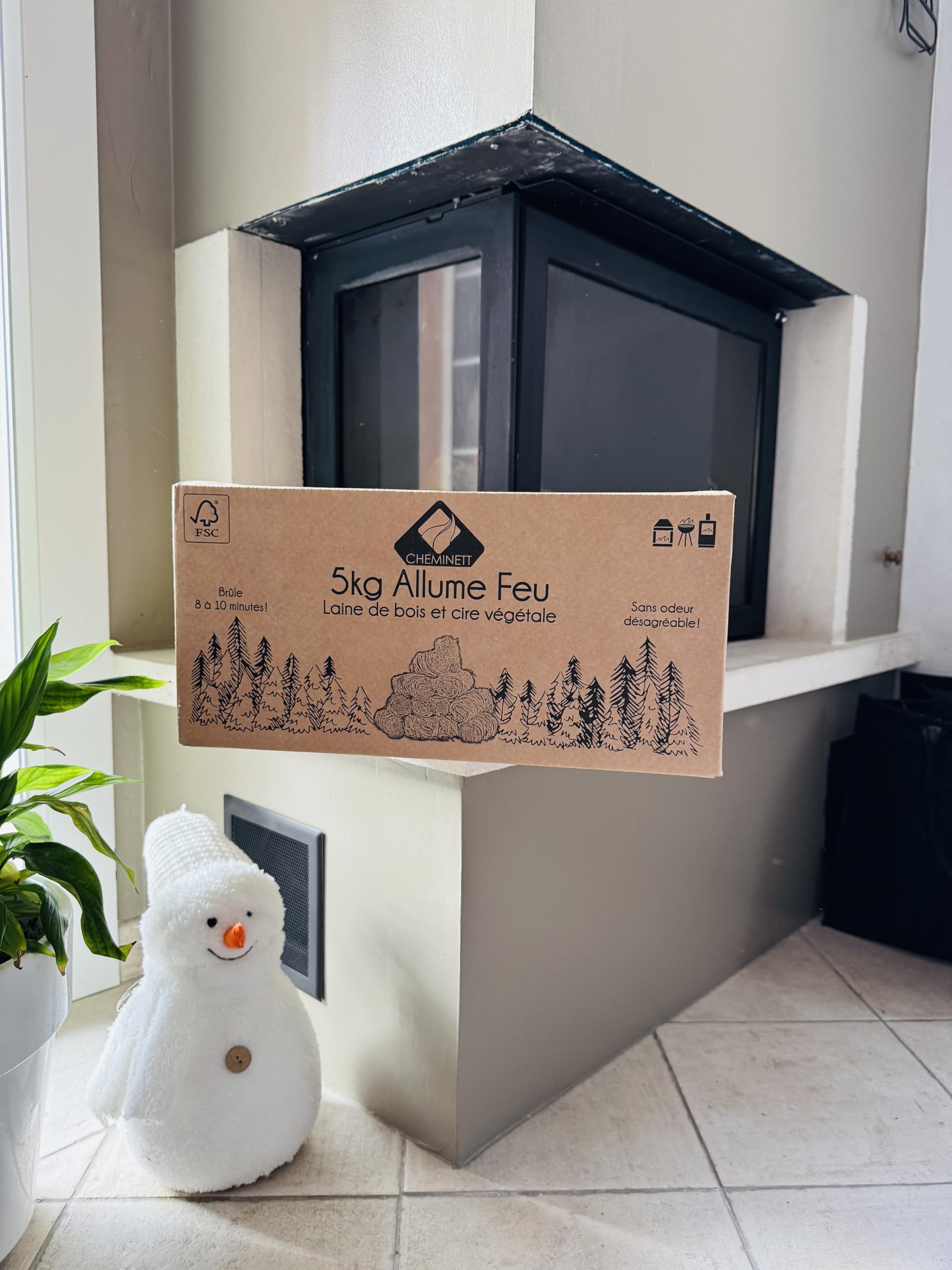 Lana de Madera – Encendedor de Fuego 100% Natural – 5 kg, 400 Piezas – Base de Cera Vegetal Premium y Madera certificada FSC – Tiempo de combustión de 8 a 10 min