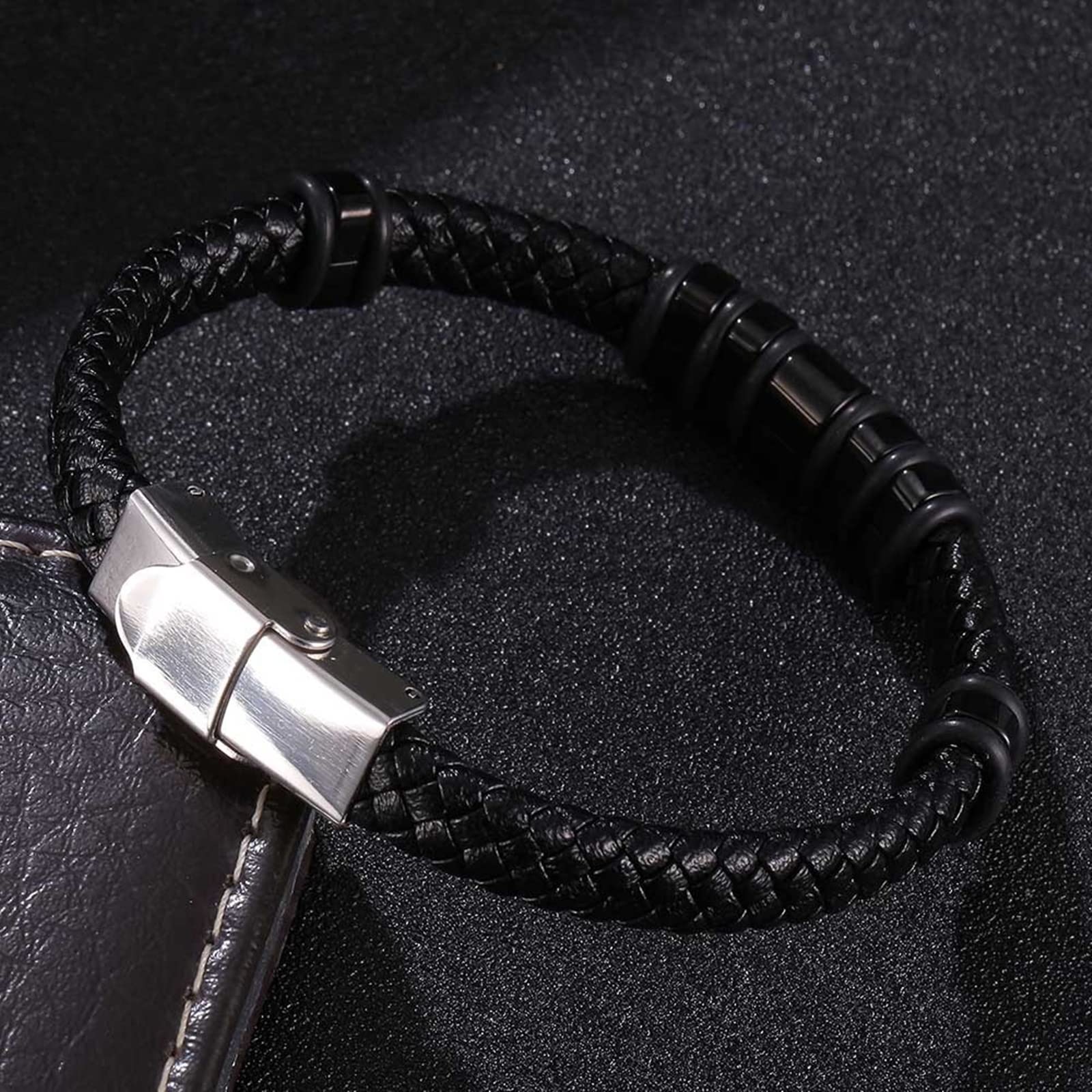 Edelstahlarmband, Herrenschmuckarmband, geflochtenes Lederarmband mit silberner Schnalle, 16,5 cm Länge, Punk-Biker-Herrenarmband
