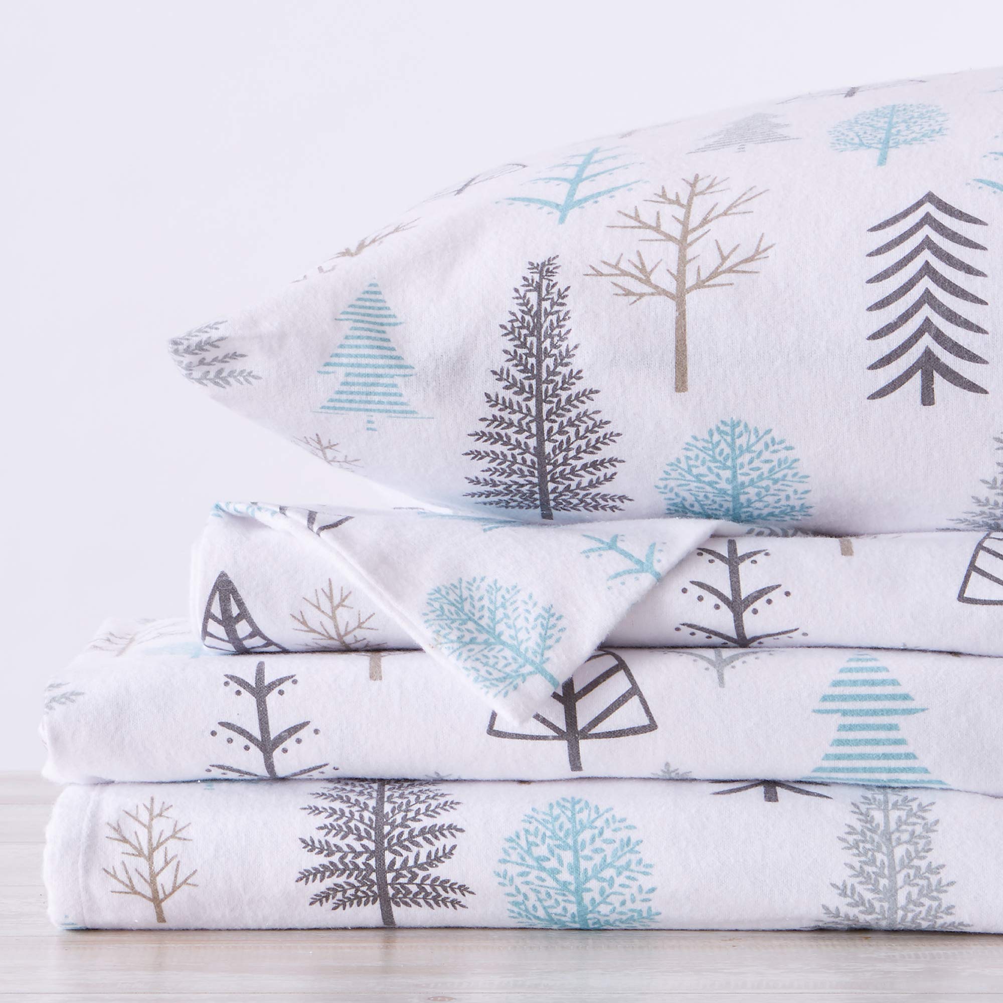 Great Bay Home 100% Turkish Cotton Queen Lodge Flannel Sheet Set | Deep Pocket, Soft Winter Sheets | Warm, Double Brushed Bed Sheets | Anti-Pill Flannel Sheets (Queen, Winter Forest)
