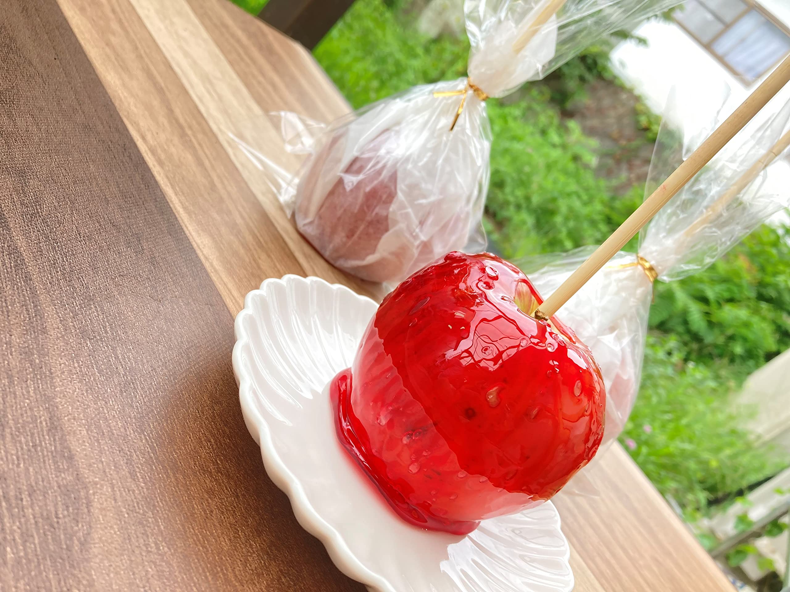 Amazon.co.jp: 長野県産 りんご丸ごと1つ使用！飴屋さんのりんご飴3
