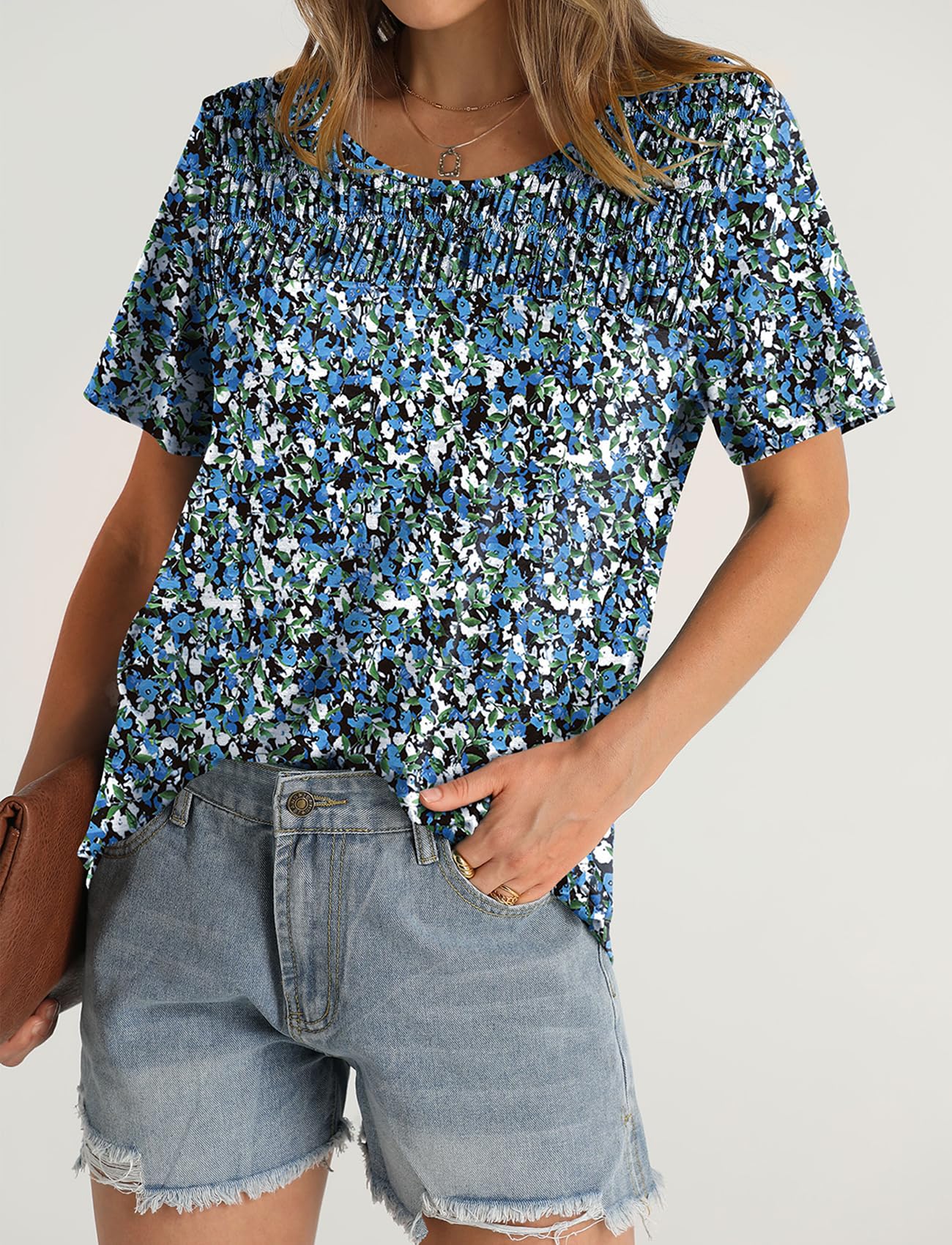 OFEEFAN Top estivi da donna 2025 Magliette a maniche corte alla moda T-shirt girocollo con punto smock