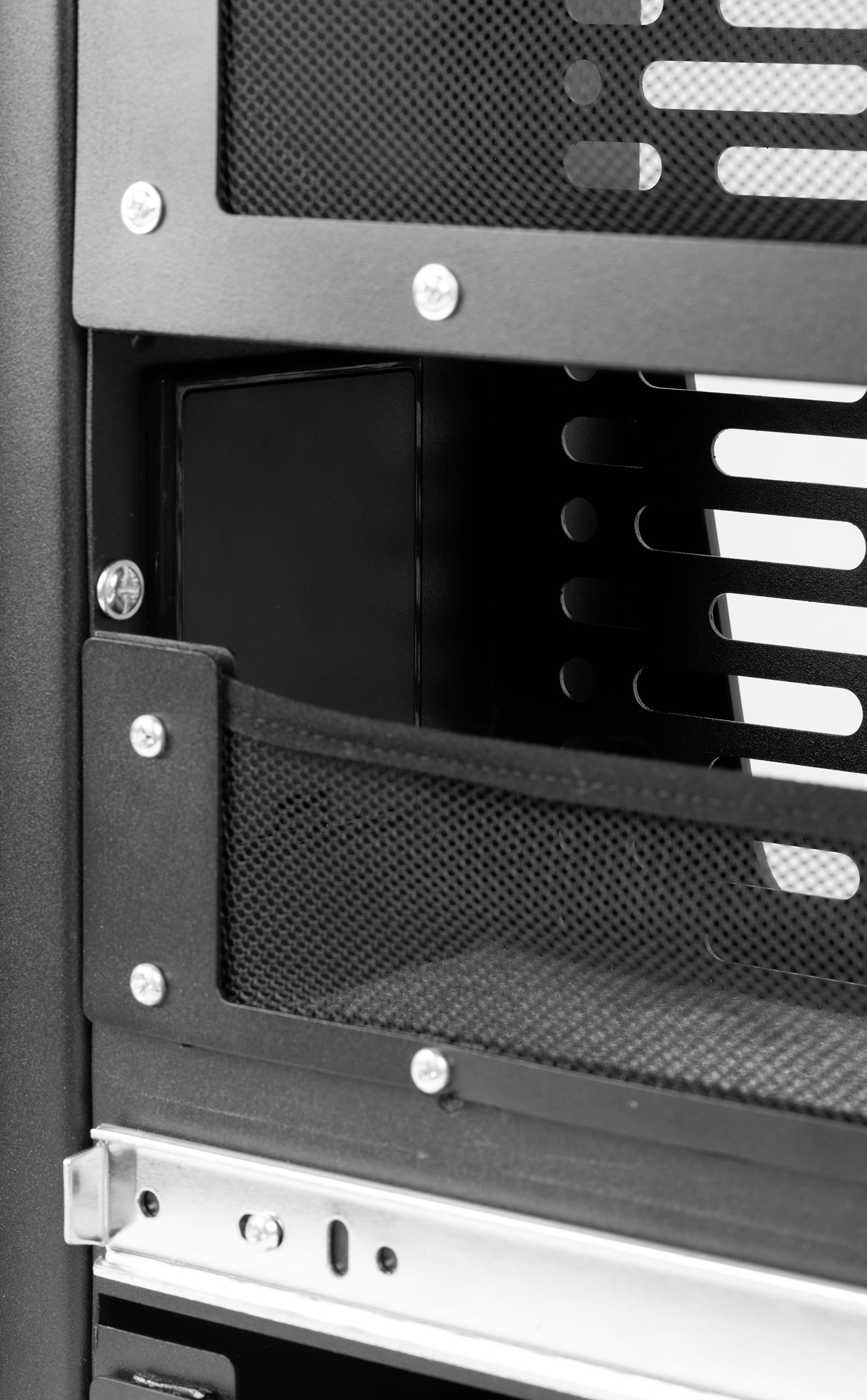 Genie Hand | Cassaforte Elettronica per Hotel, Residenze per Studenti e Ospedali con Alloggiamento per Computer Portatile fino a 17"- Serratura B-Class - Sistema Anti Bounce