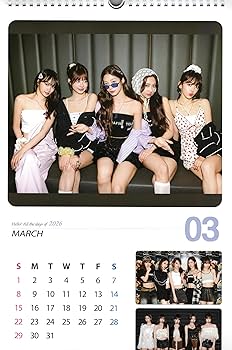 Key作品　特大カレンダー　その他布類　グッズ　まとめ売り Amazon.co.jp: ルセラフィ グッズ 大判 壁掛け カレンダー 2026