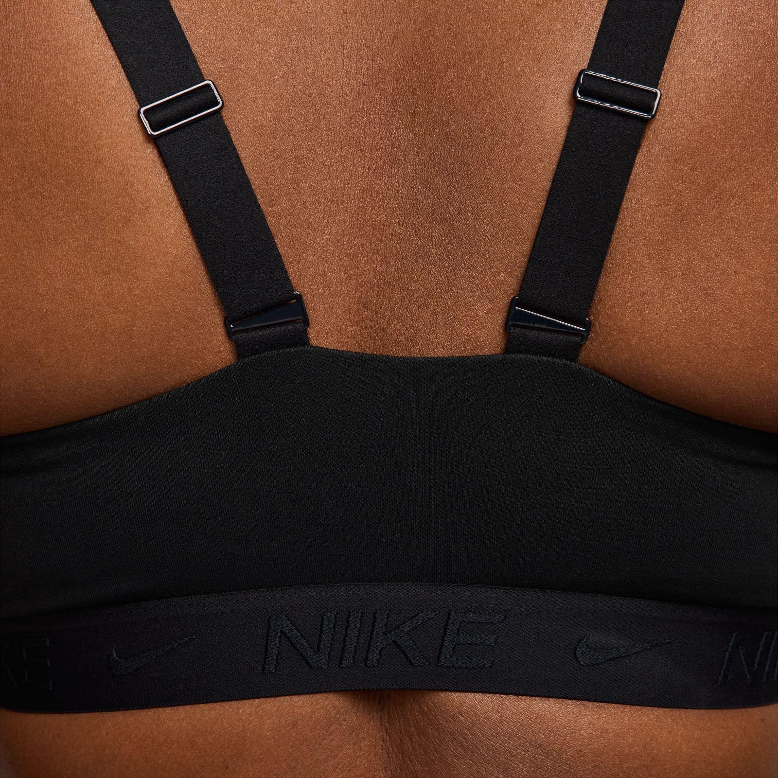 Nike Damen Nike Indy Sport-BH mit Mittlerem Halt, Polster und Verstellbarer Passform Sport-BH