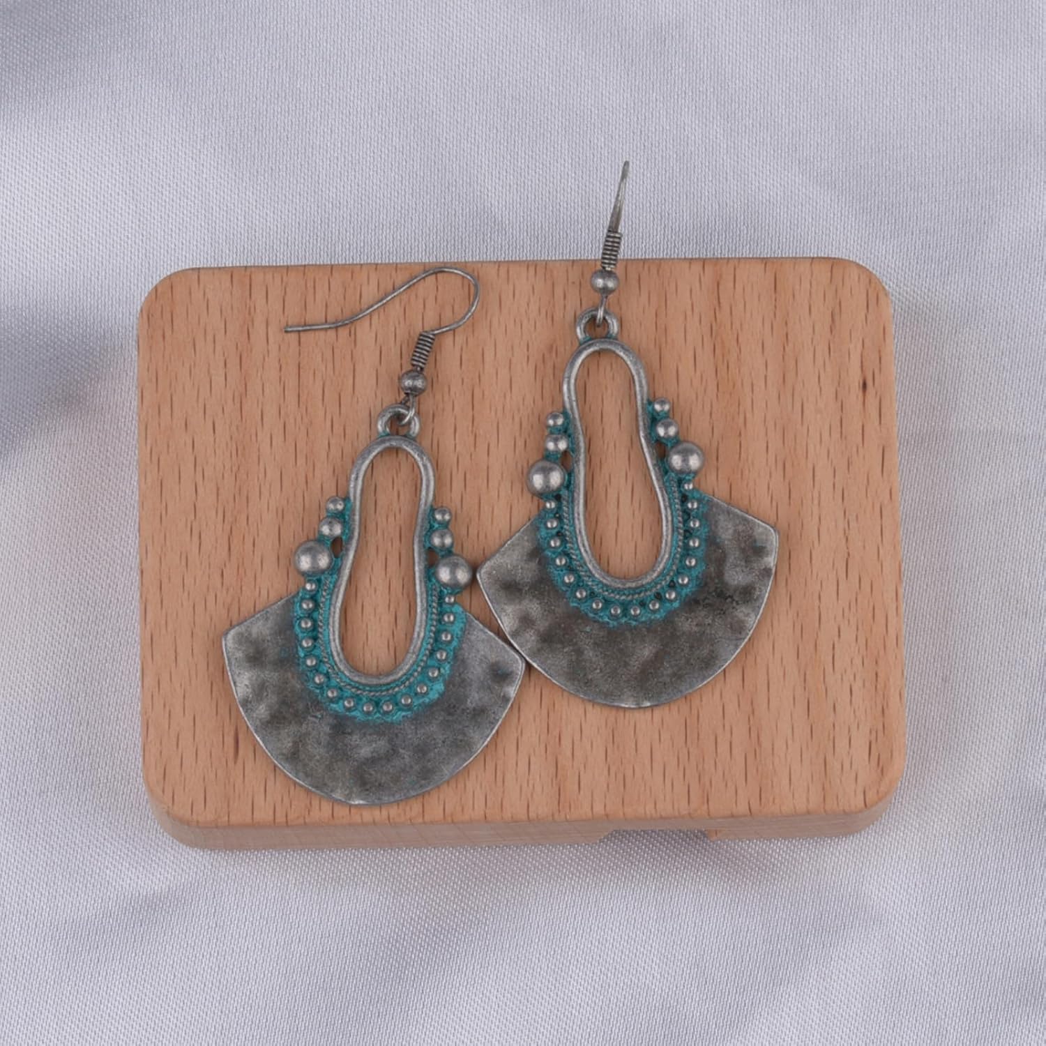 Boho Antique Carved Flower Dangle Drop Earrings for Women Vintage Retro Handmade Hollowed Antiqued Bronze Floral Shaped Geometric Gold Silver Plated Hoop Earrings for Ethnic Style Jewelry Gifts - Image 3