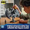 LEGO DC Batman: Batman Logosu 76330-12 Yaş ve Üzeri Erkek ve Kız Çocuklar için 2 Minifigür ile Çeşitli Aksesuarlar İçeren Yaratıcı Sergileme Modeli Yapım Seti, Hediye Fikri (678 Parça)