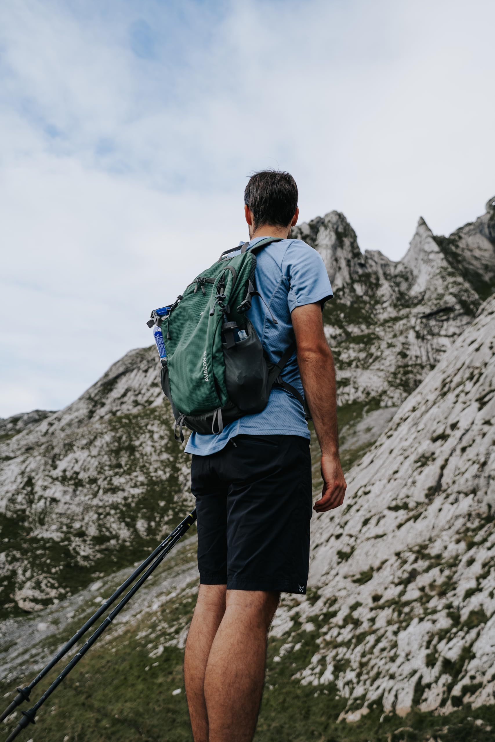 ALTUS Taupo I30 - Pantalones Cortos de Trekking para Hombre, Shorts Técnicos Elásticos de Secado Rápido para Senderismo y Montaña, Incluye Cinturón y Bolsillos con Cremallera.