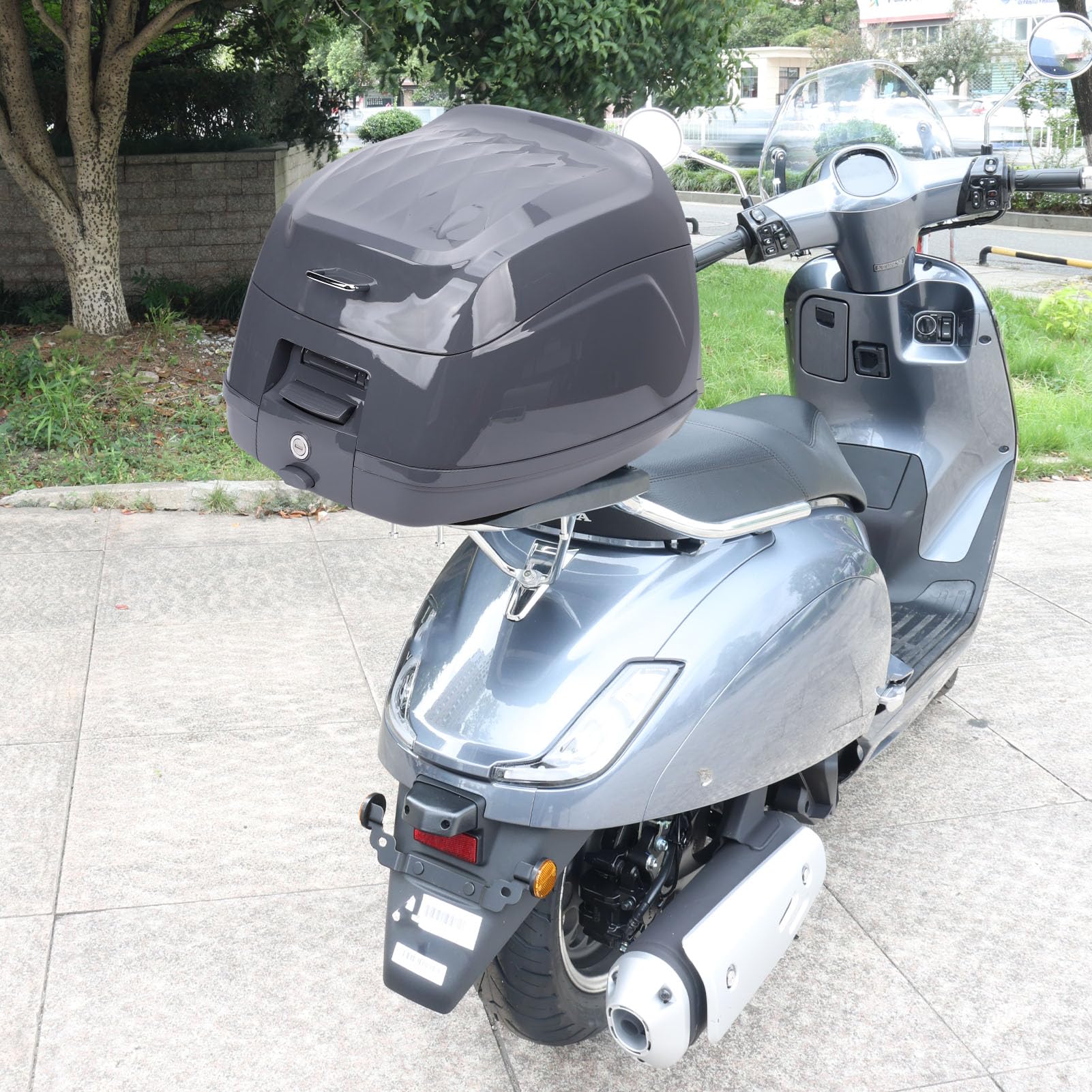 Cocoarm Kufer Motocyklowy o Pojemności 32 L, Wodoodporny Schowek z Tyłu ABS na Motocykle, Mieści Pełnowymiarowy i Narzędzia, Uniwersalny do Skuterów i Rowerów (GREY)