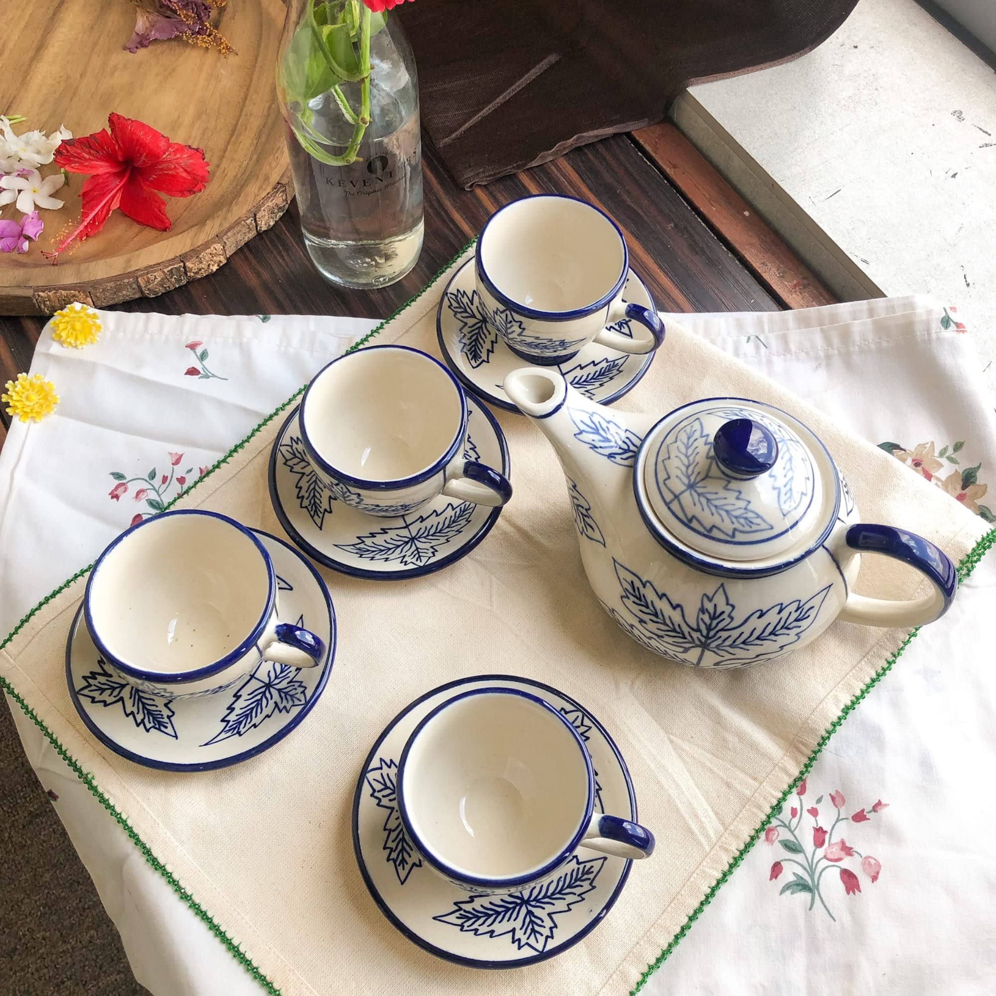 インドのティーポット India Meets India Ceramic Tea Pot Set, Leaf Design Teapot Set with