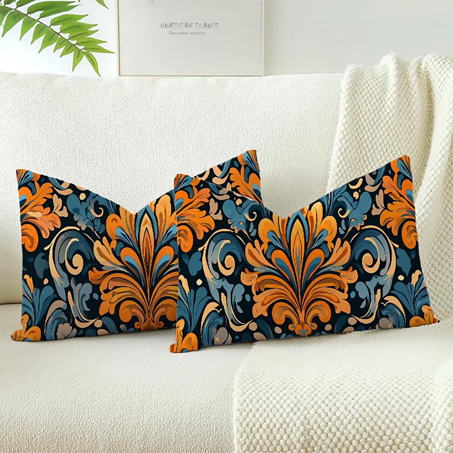 Housses de coussins velours bohême pour un salon cocooning chic