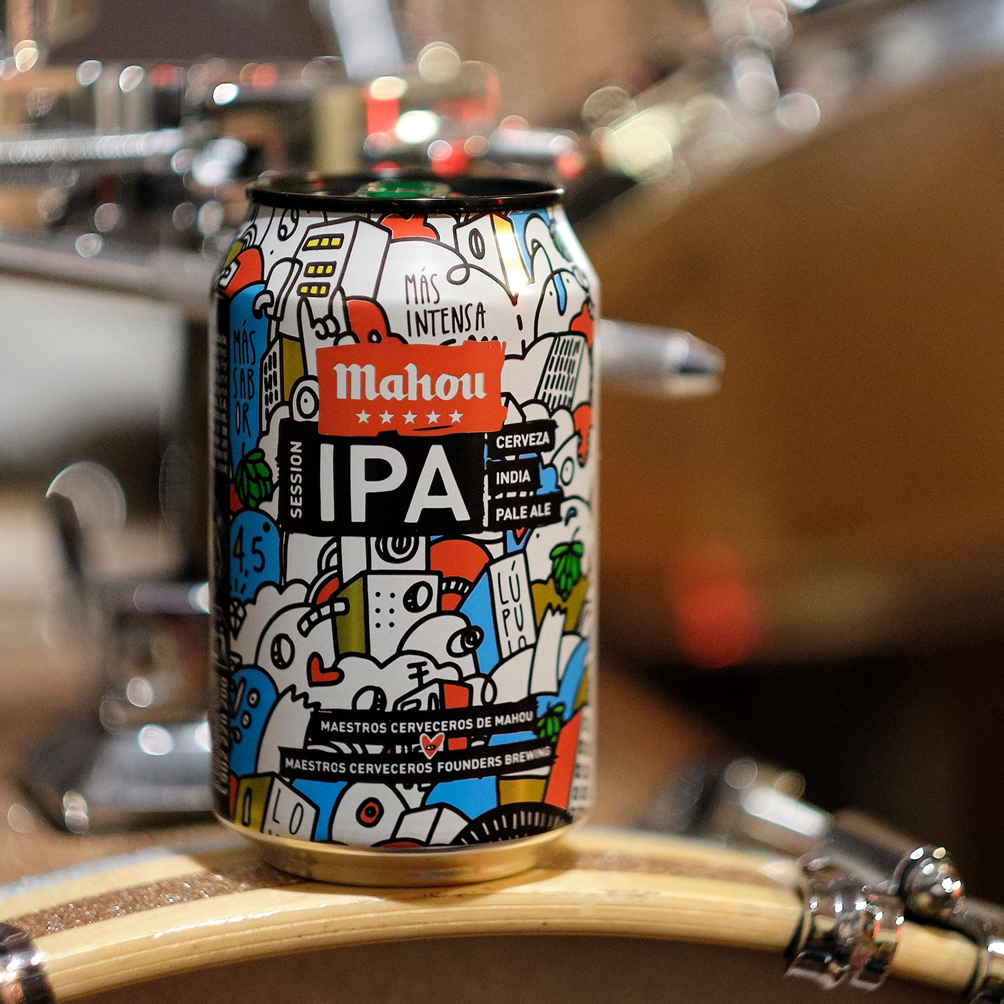 Mahou 5 Estrellas IPA, Pack 24 Latas x 33cl, Cerveza IPA Dorada, Sabor 5 Estrellas, 4.5% Volumen Alcohol
