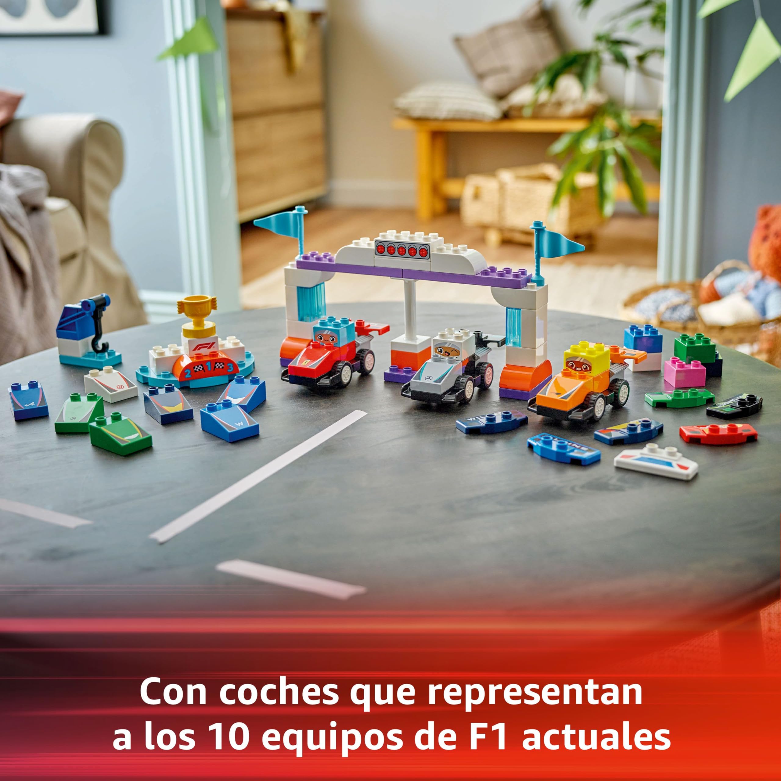 LEGO Duplo Mi Ciudad Coches de Carreras y Pilotos del Equipo de F1 - Juguete para Motricidad Fina para Niños y Niñas de 2+ Años - 10 Coches de Juguete con Semáforo y Trofeo - Idea de Regalo 10445