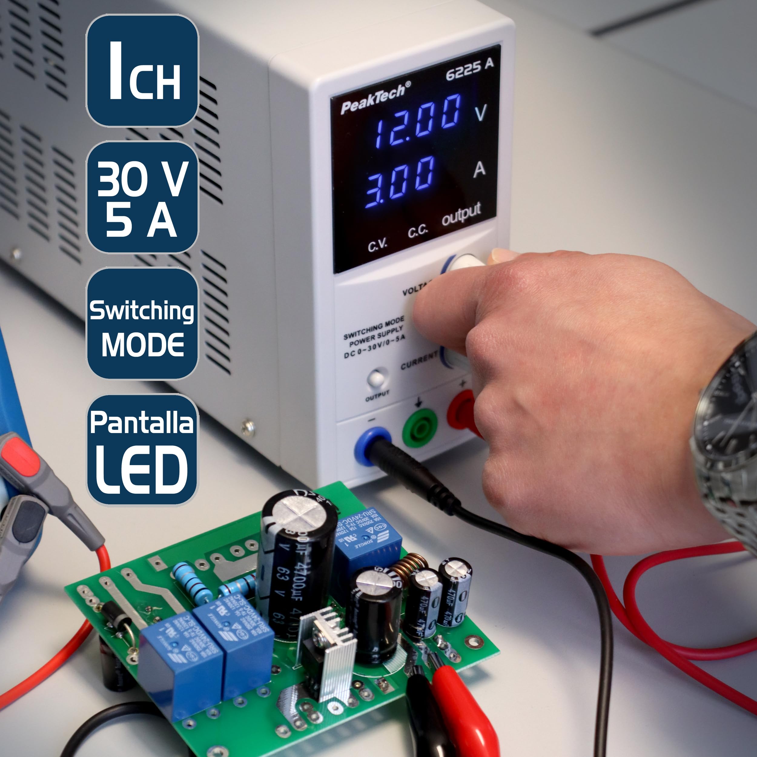 PeakTech 6226 - Fuente de Alimentación0-30V / 0-10A, Ajustable, DC con Pantalla Led Azul de 4 Dígitos, Conmutación Estabilizada, Amperímetro, Sobrecarga y a Prueba de Cortocircuitos, Diseño Delgado