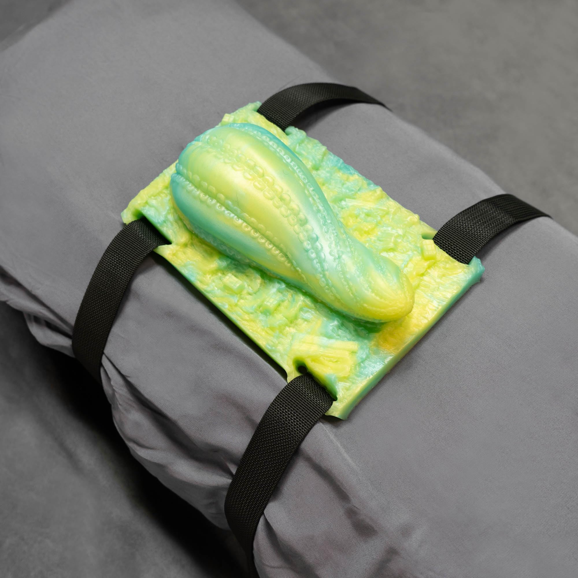 Twisted Fantasies Tentacle Grinder - Humping Adult Sex Toys - Straps to Pillow or Towel - Handmade in The USA (): Black/White