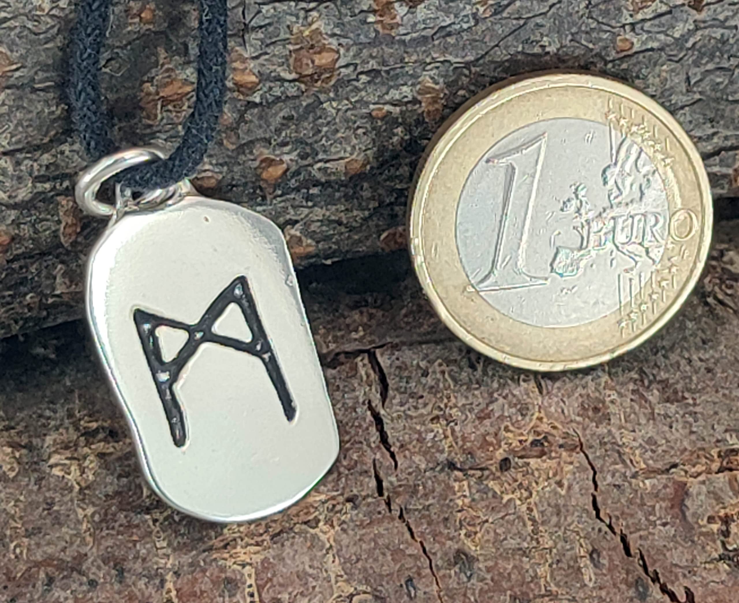 Kiss of Leather Runen Anhänger Mannaz aus 925 Sterling Silber Nr. 312