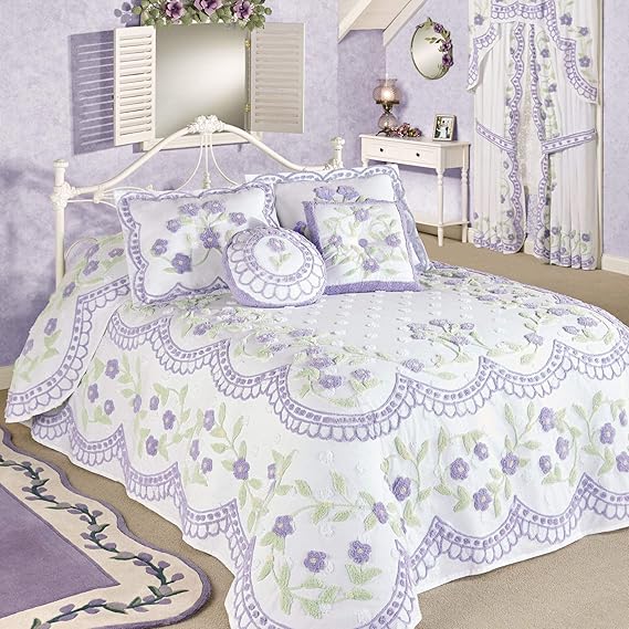Touch of Class Cottage Garden Grande Bedspread Lavender