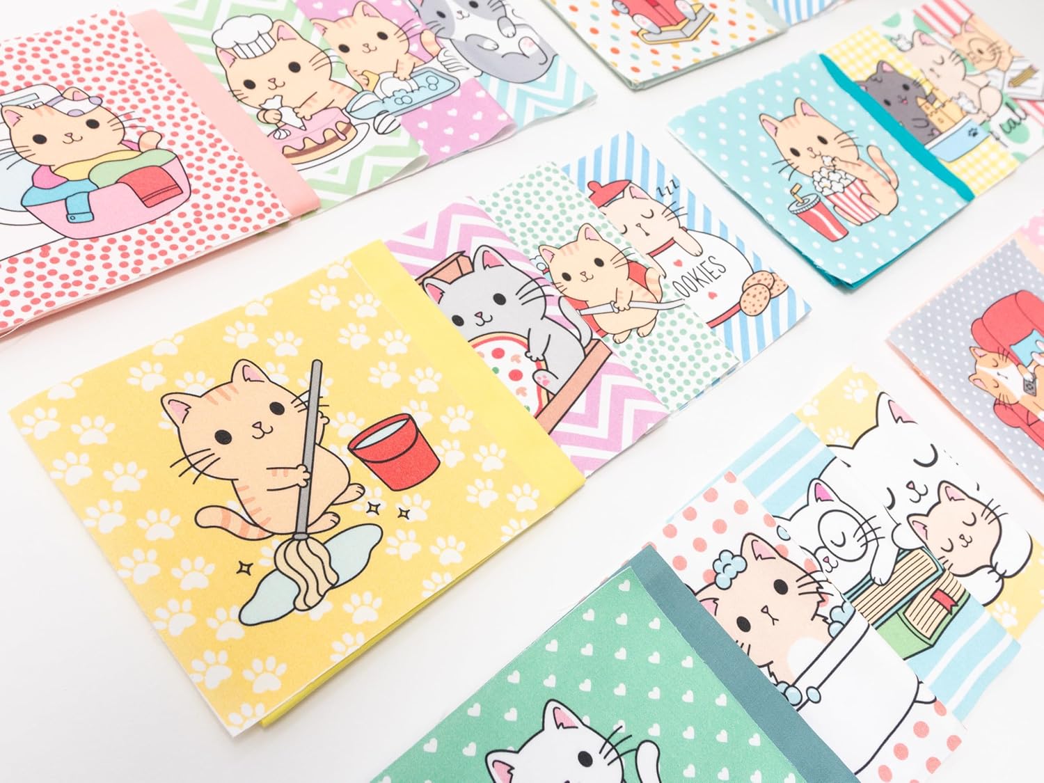 Fabrics Cats. Cotton Charm Packs, Fat Quarters Bundles, 42 Different Motifs. Ideal for Quilts, Sewing, Blankets, and I Spy Games for Kids, 5" x 5" Squares.