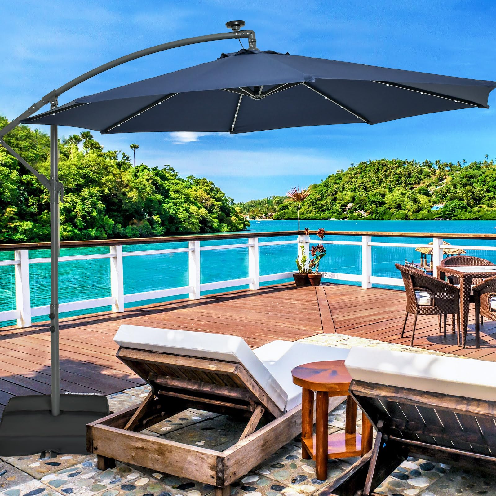 KOMFOTTEU Parasol przeciwsłoneczny LED o średnicy 300 cm, parasol przeciwsłoneczny z workami na piasek i korbą, parasol ogrodowy, składany z możliwością pochylenia, parasol tarasowy z ochroną przed