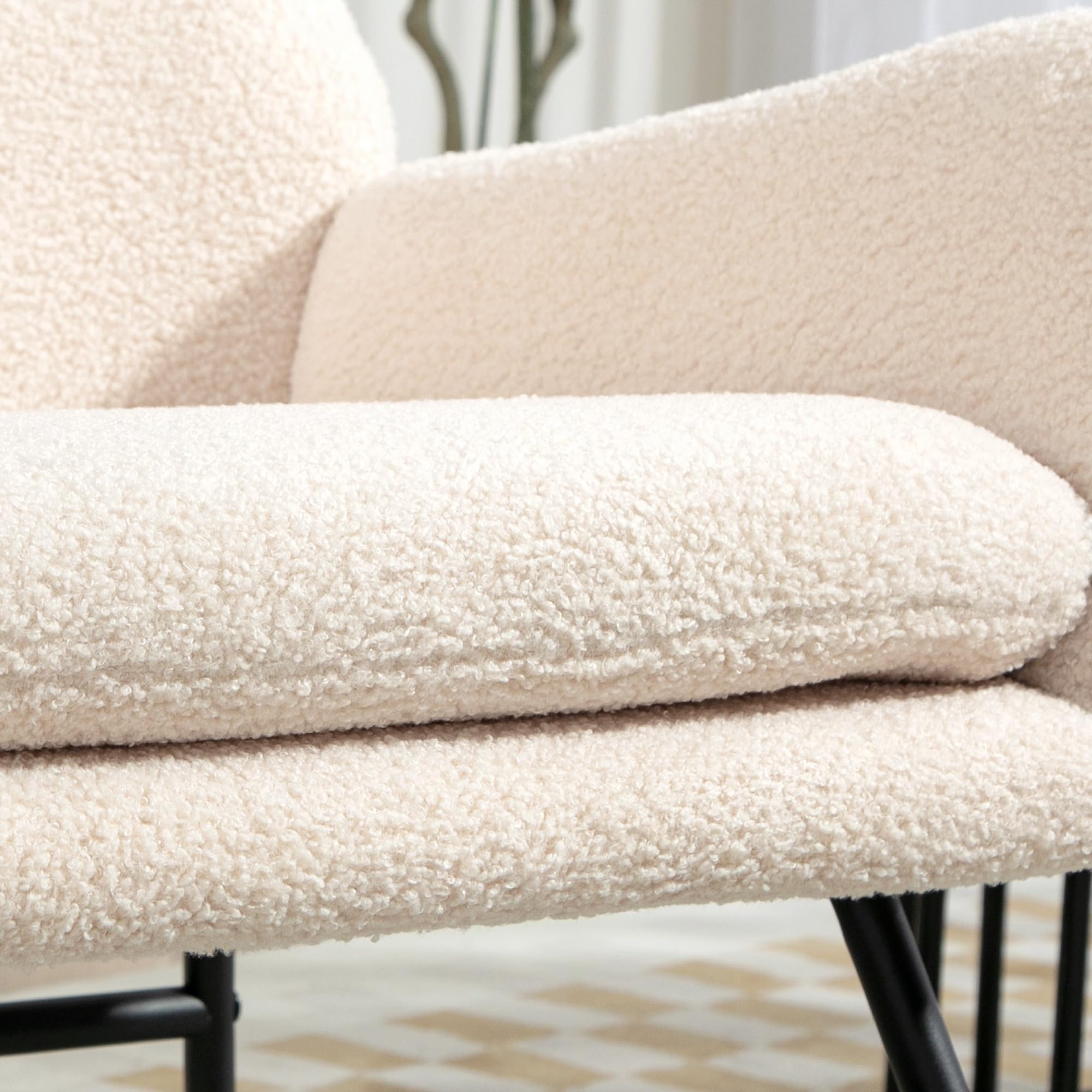 HOMCOM - Silla Mecedora, Mecedora, con Asiento de 10 cm de Grosor, Patas curvadas de Acero, Capacidad de Carga 120 kg, para salón, Dormitorio, balcón, Beige y Negro