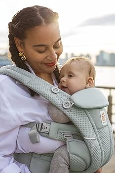 Amazon.co.jp: Ergobaby エルゴベビー EBC OMNI Breeze セージグリーン