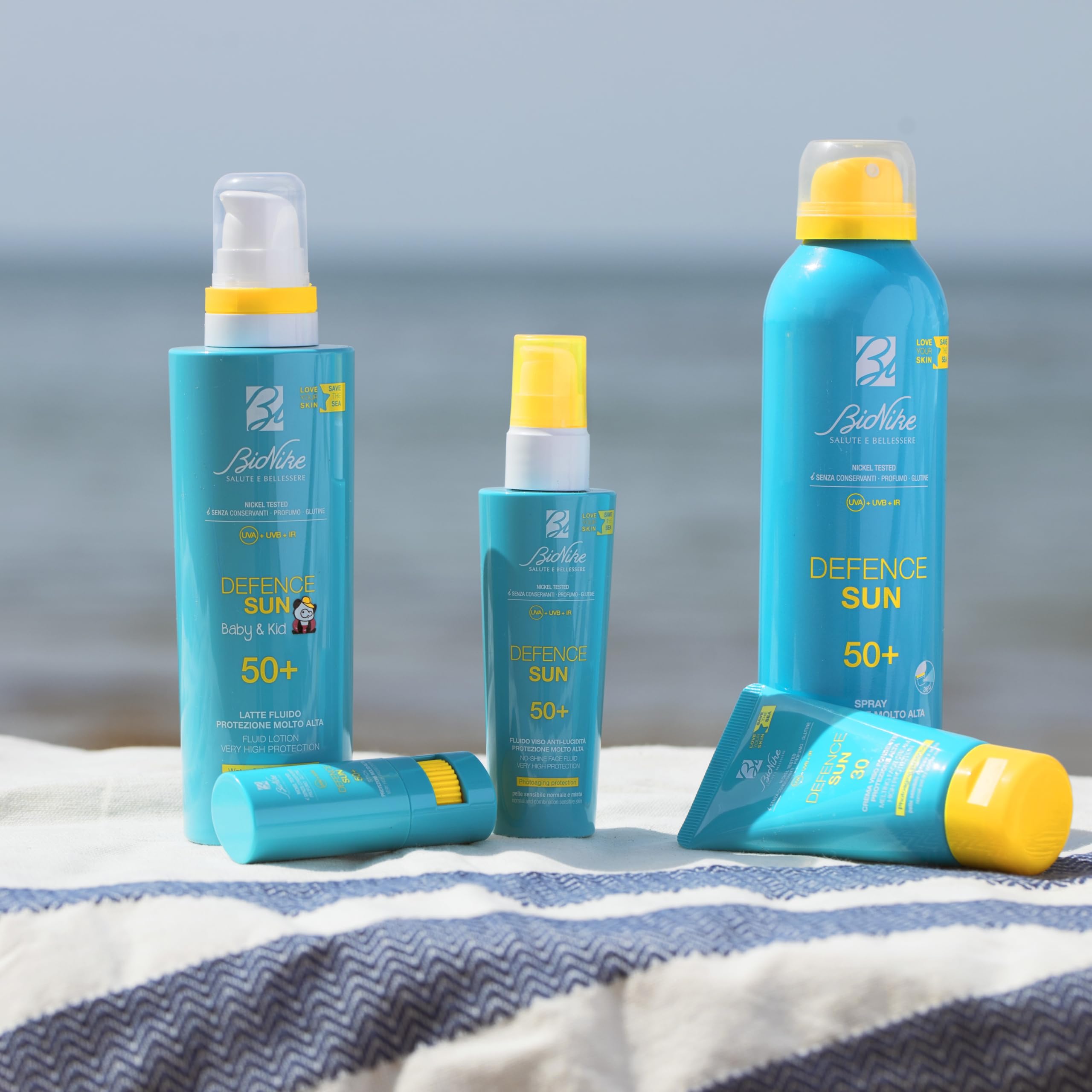Bionike Defence Sun - Fluido Solare Viso Anti-Lucidità Effetto Matte, per Pelli Normali e Miste, Azione Opacizzante e Antiossidante, Waterproof, Rafforza e Ripara la Pelle, 50 ml