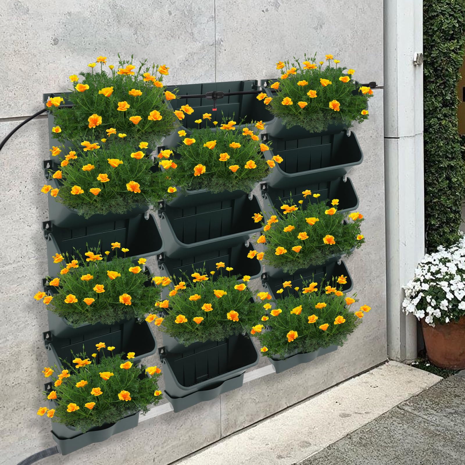 Set di irrigazione, 18 vasi con timer, irrigazione a goccia, per balcone e erbe aromatiche | Timer di irrigazione (regolabile), tubo gocciolante da 3 m. portata 70 kg, per erbe, verdure, fiori su balcone, terrazza