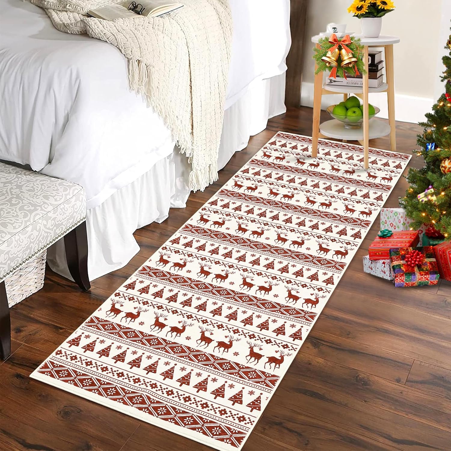 GarveeHome Christmas Red&White Hallway Runner Rug 2x6 Washable Hallway Carpet Snowflake Holiday Decor Accent Rug Boho Non Slip Low Pile Decorative Carpet Xmas Bedroom Bathroom Kitchen Living Room