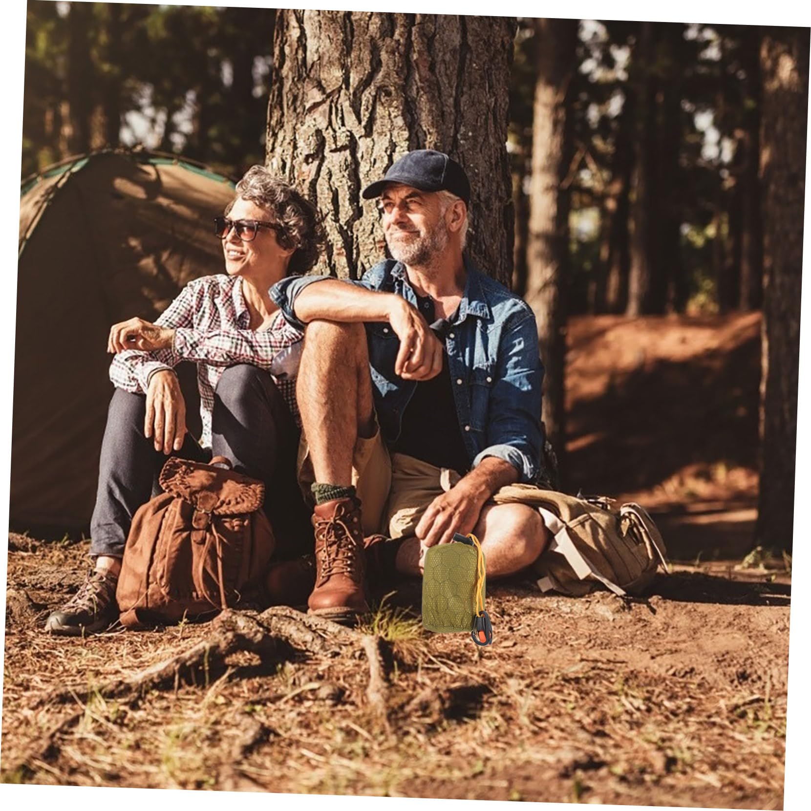 TOYANDONA Pe Aluminium Notfall Schlafsack für Erwachsene Leichter Camping Schlafsack mit Wasserdichtem Design für Outdoor Aktivitäten Notfälle und Survival Situationen Praktischem
