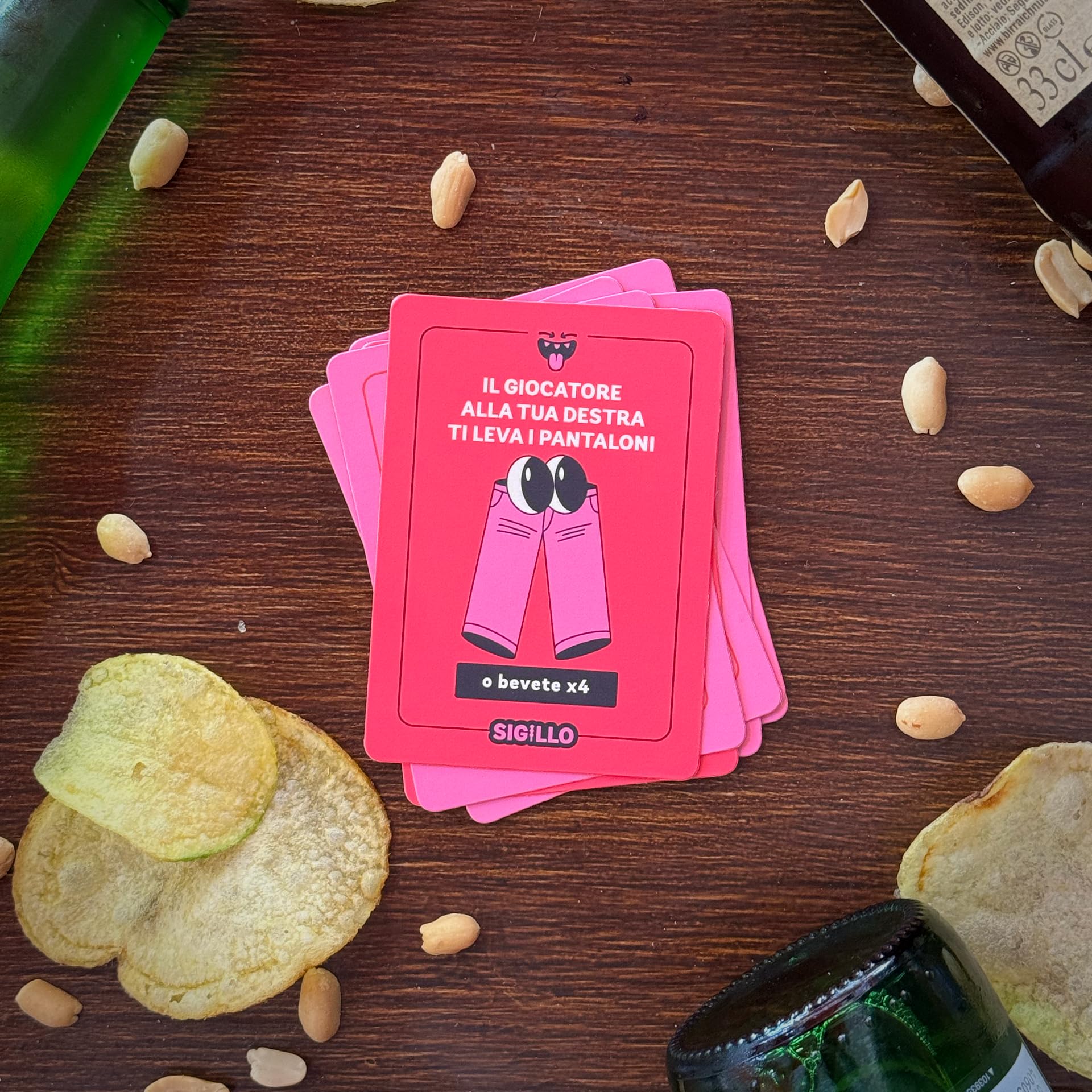 SIGILLO - Giochi da Tavolo Adulti Hot Alcolici di Carte per Bere ideale per serate tra amici - Idee Regalo per Lei e Lui, per Natale, Amica, Amiche - Regali Simpatici e Divertenti