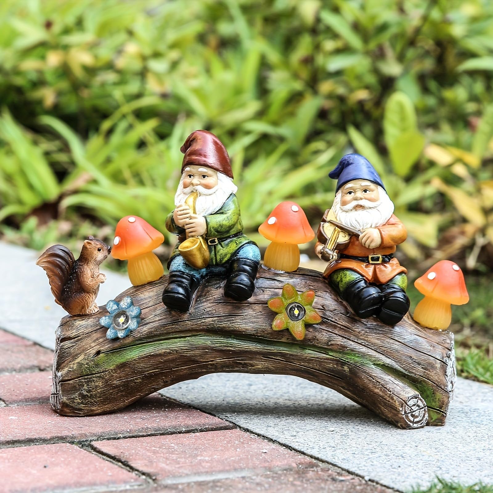 Solar Garden Gnome Statues Outdoor Figurine Light - Image 2