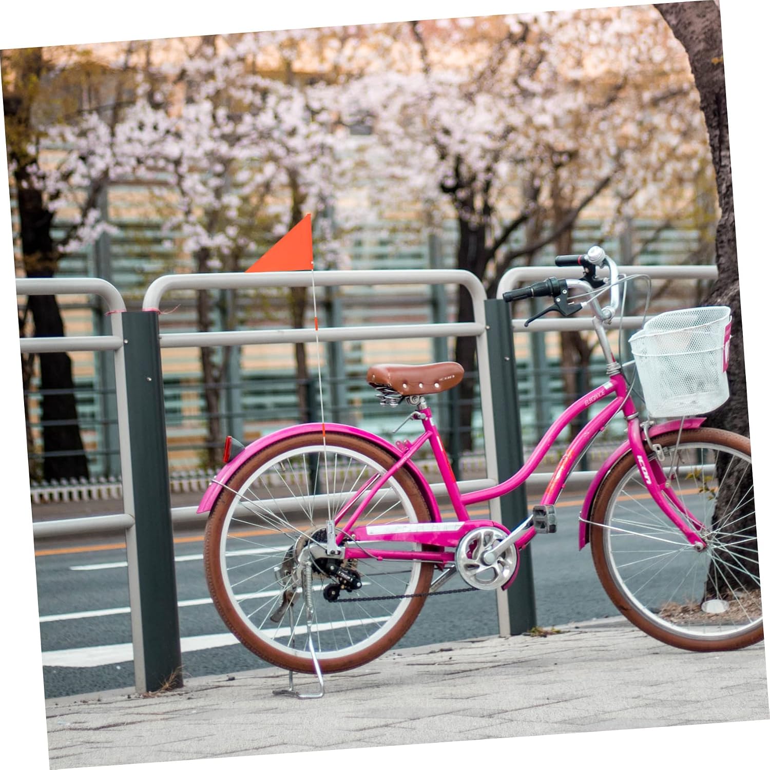 1set Bicycle Safety Flag Fiberglass Pole Brightly Warning Sign for Enhanced Visibility Bikes Scooters Trailers and Karts Lightweight and Easy to Install Flag for Boys and Girls and
