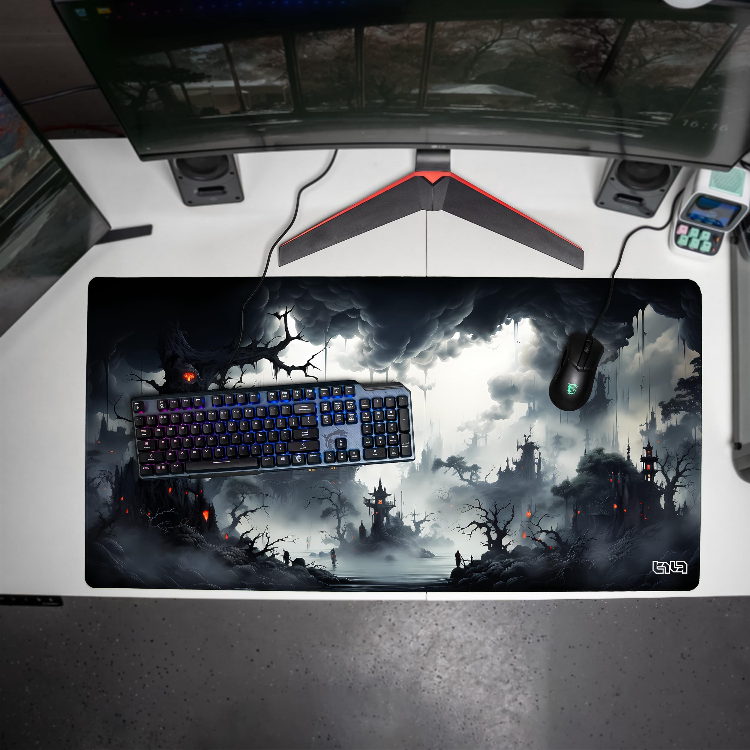 Tilt Tappetino Mouse XXL 100x50 cm | Antiscivolo Sottomano Scrivania | Impermeabile Tappetino Mouse Gaming | Accessori Scrivania Ufficio e PC | Tappetino Scrivania Grande (Dark and Darker